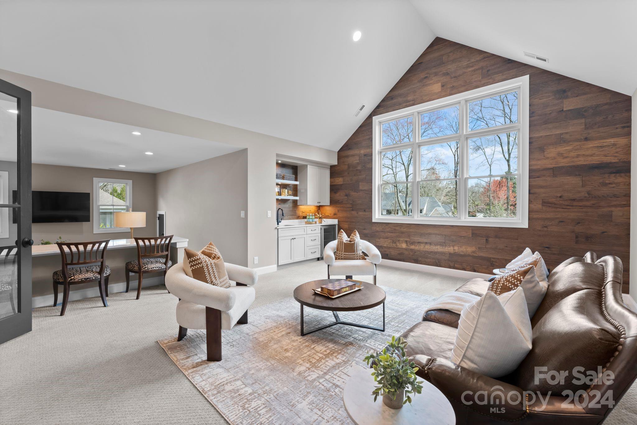 Mammoth Oaks - Residential