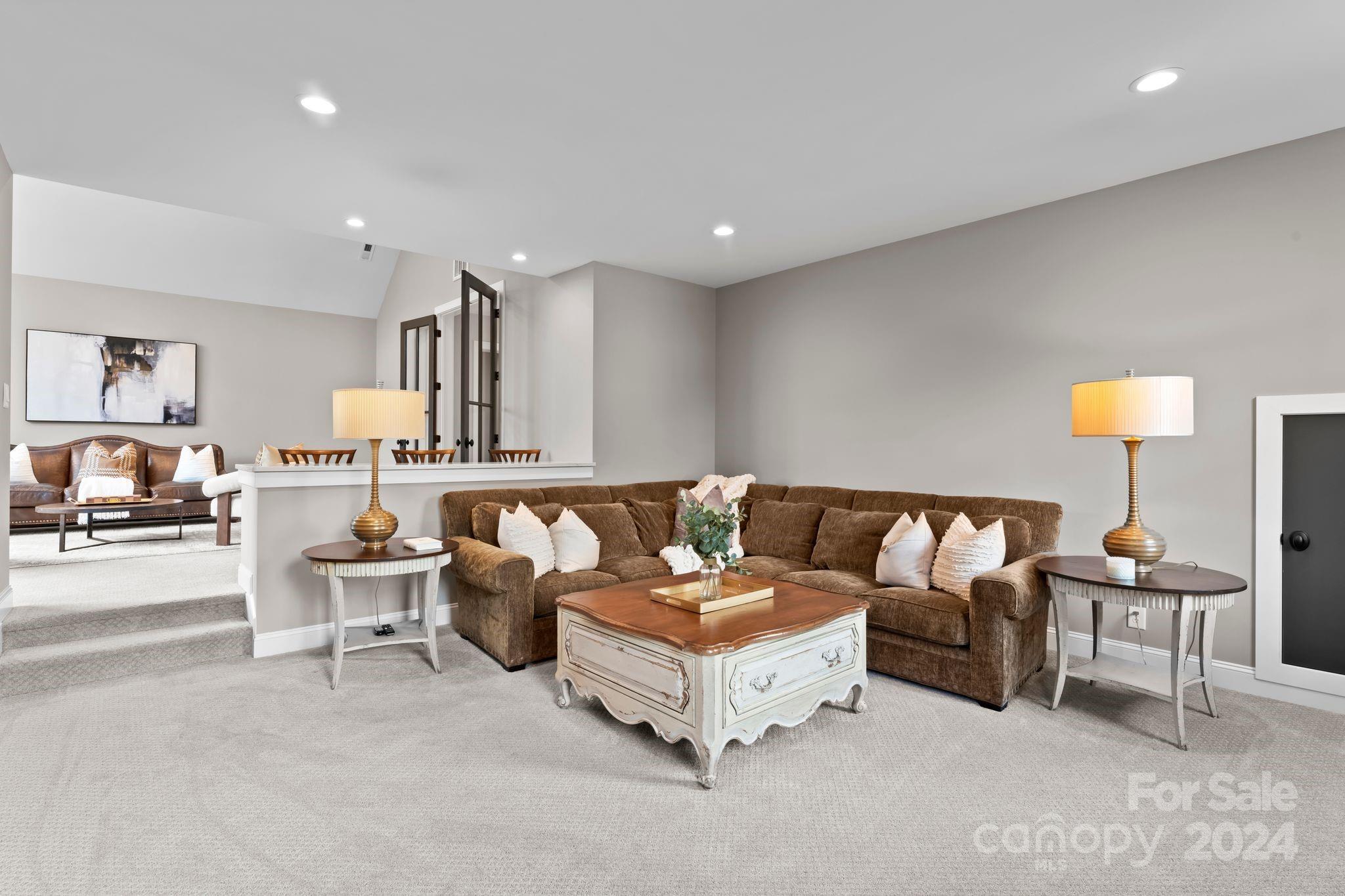 Mammoth Oaks - Residential