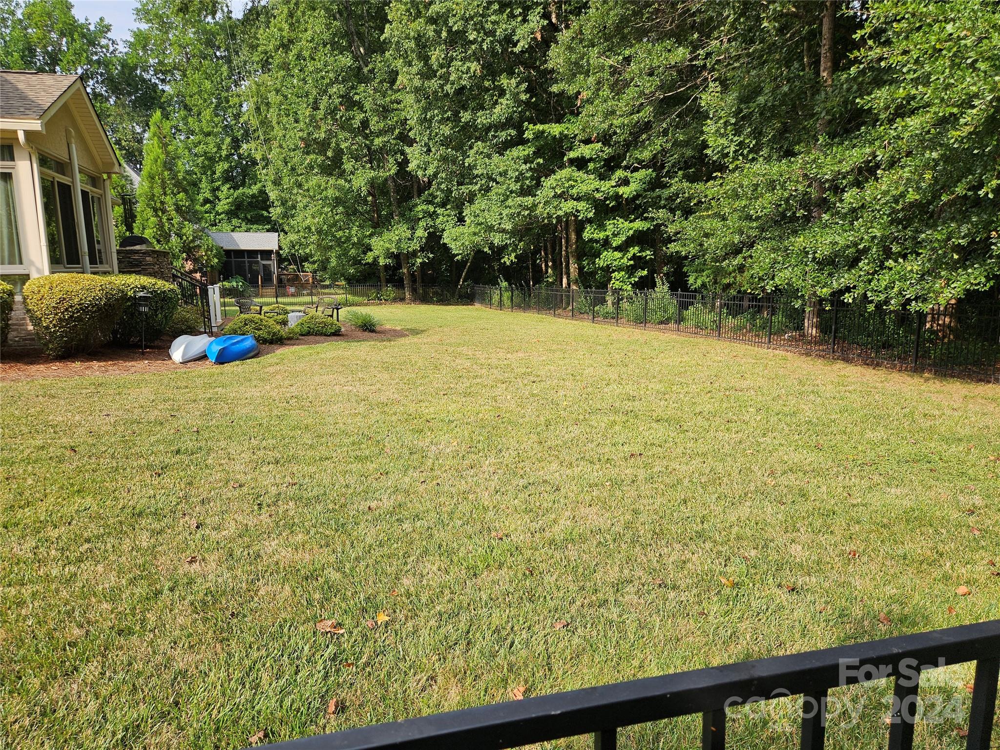 Meadow Lakes - Residential