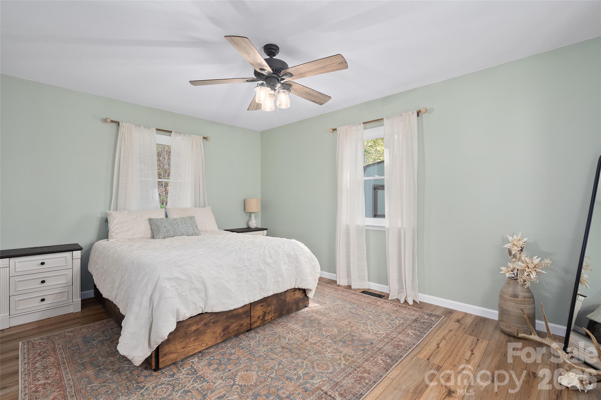Twin Oaks Estate - Residential