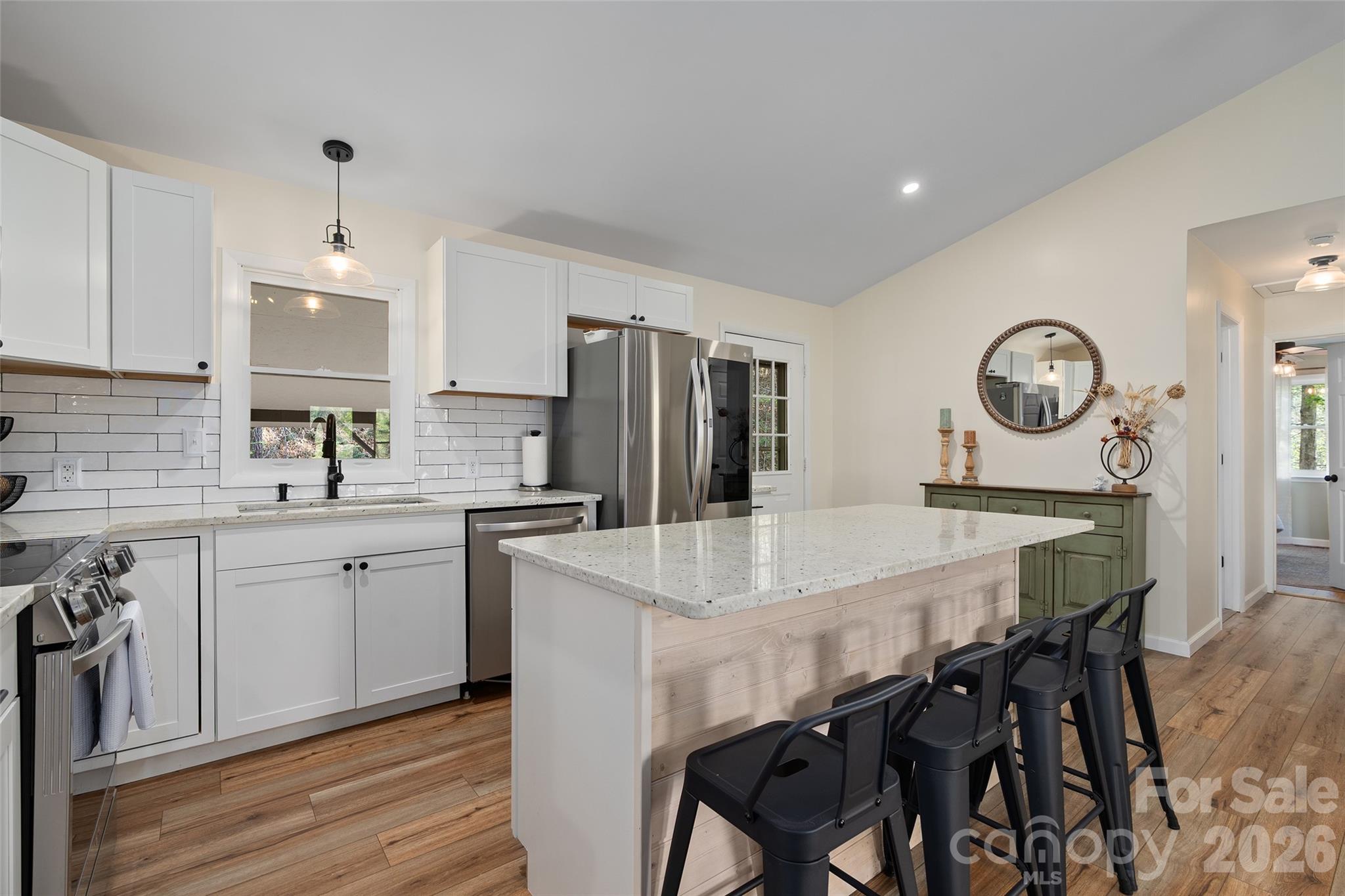 Twin Oaks Estate - Residential