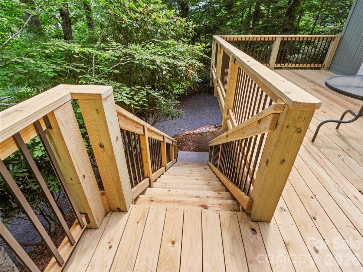 Wolf Laurel - Residential