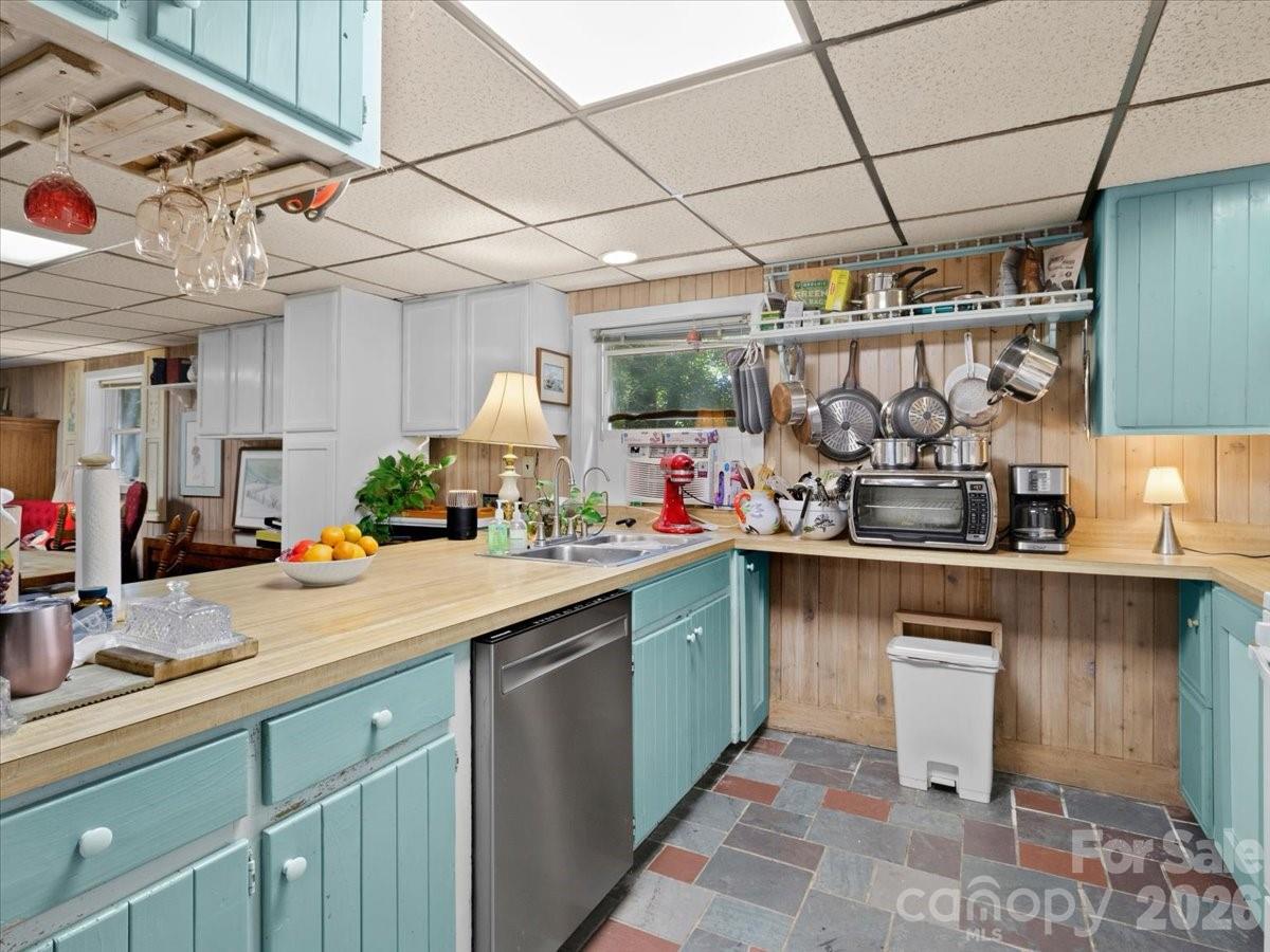 Wolf Laurel - Residential
