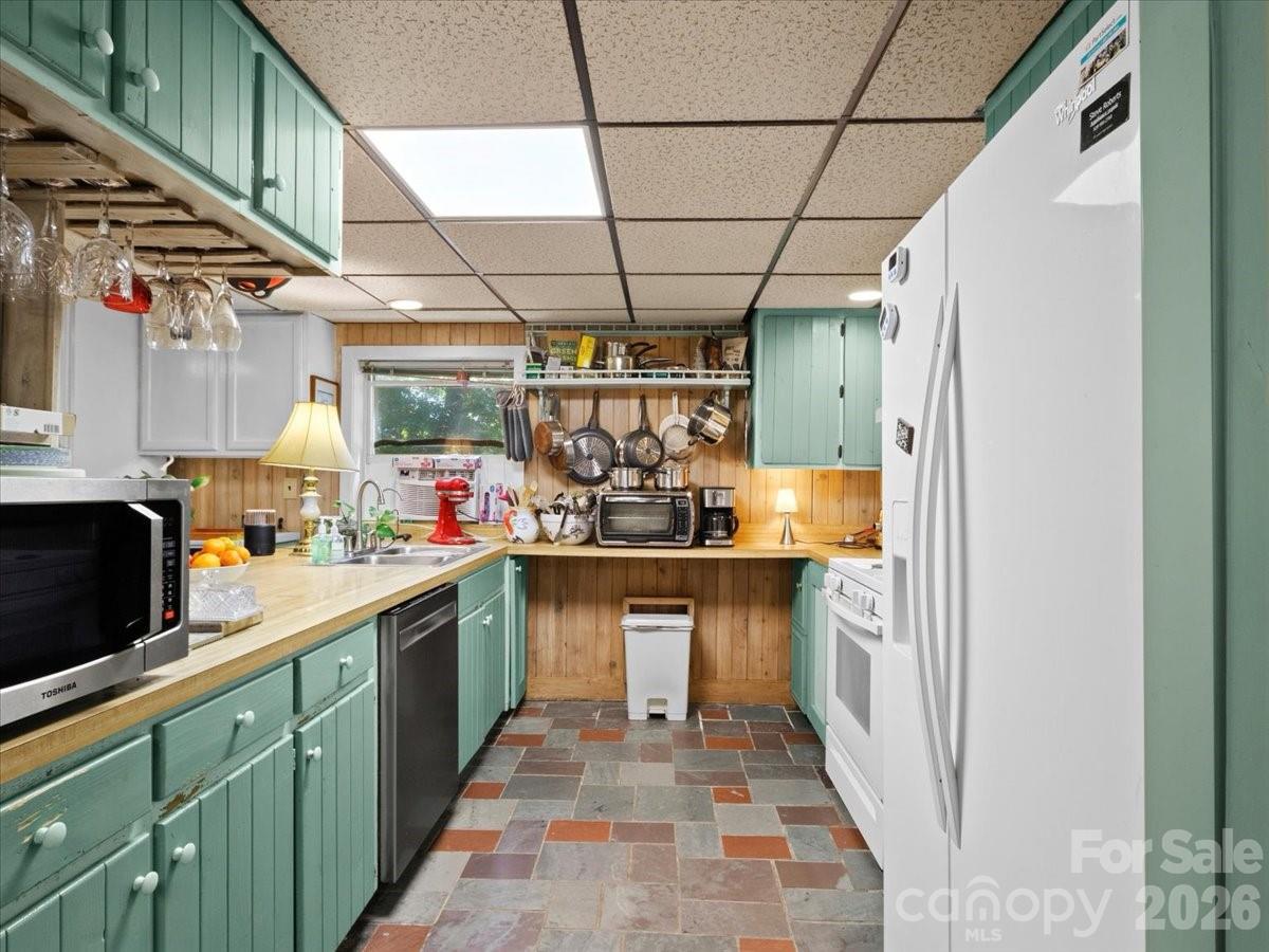 Wolf Laurel - Residential
