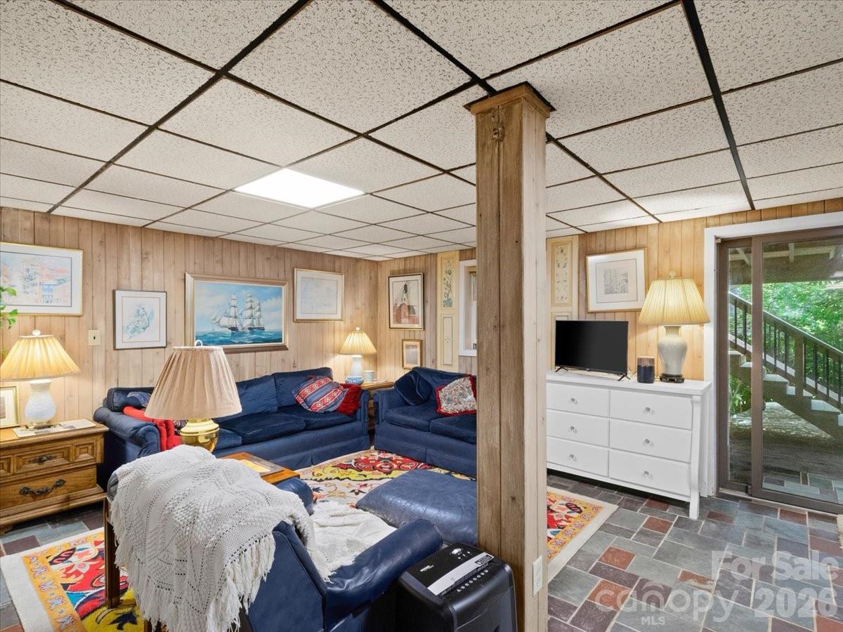 Wolf Laurel - Residential