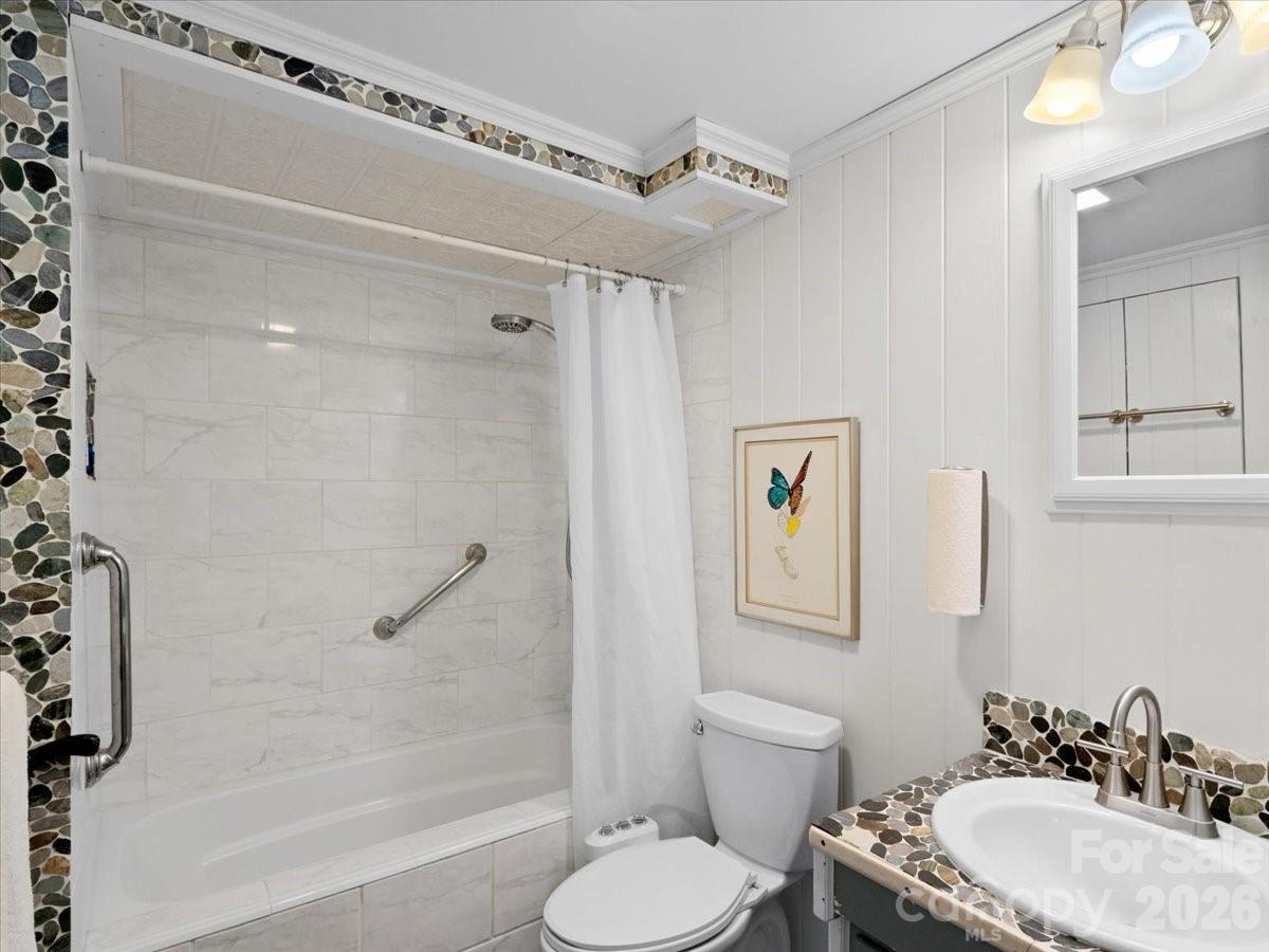 Wolf Laurel - Residential