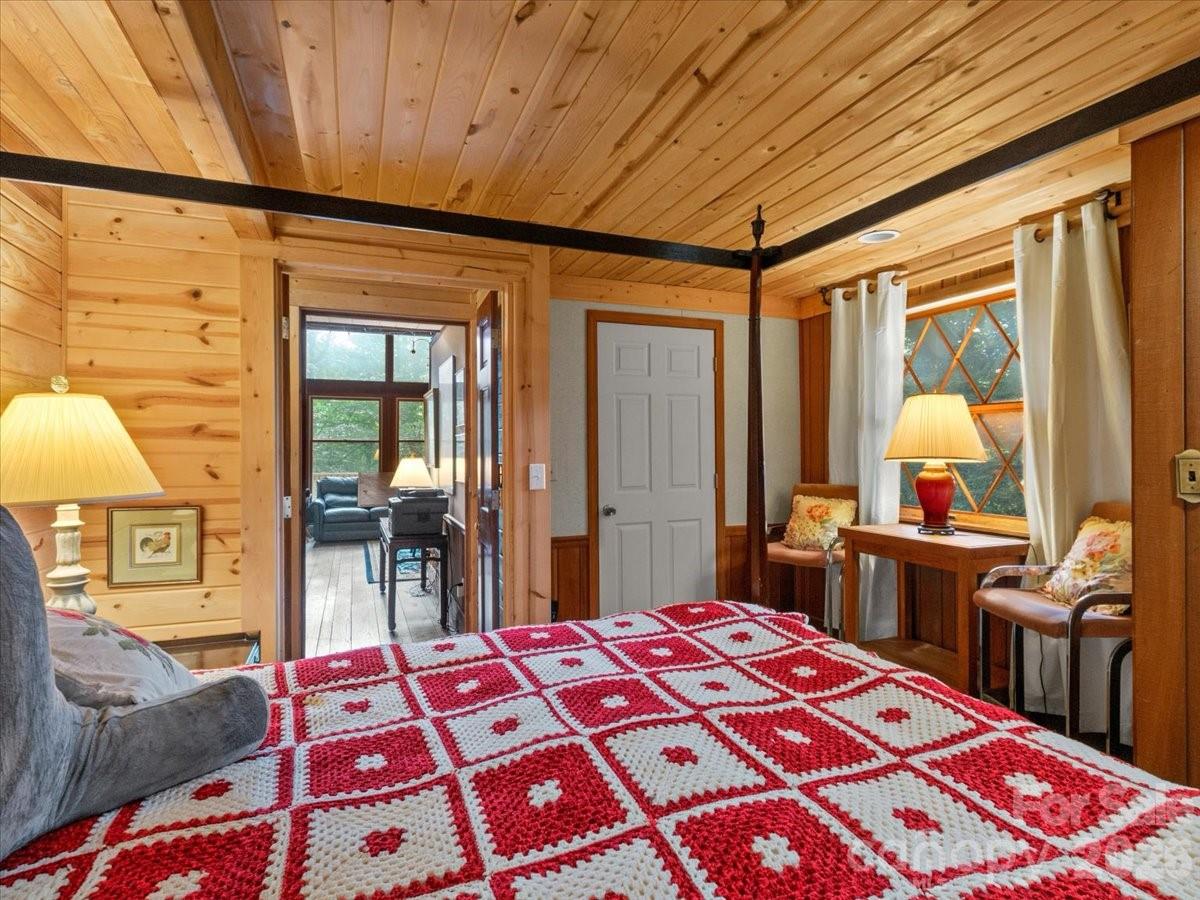 Wolf Laurel - Residential