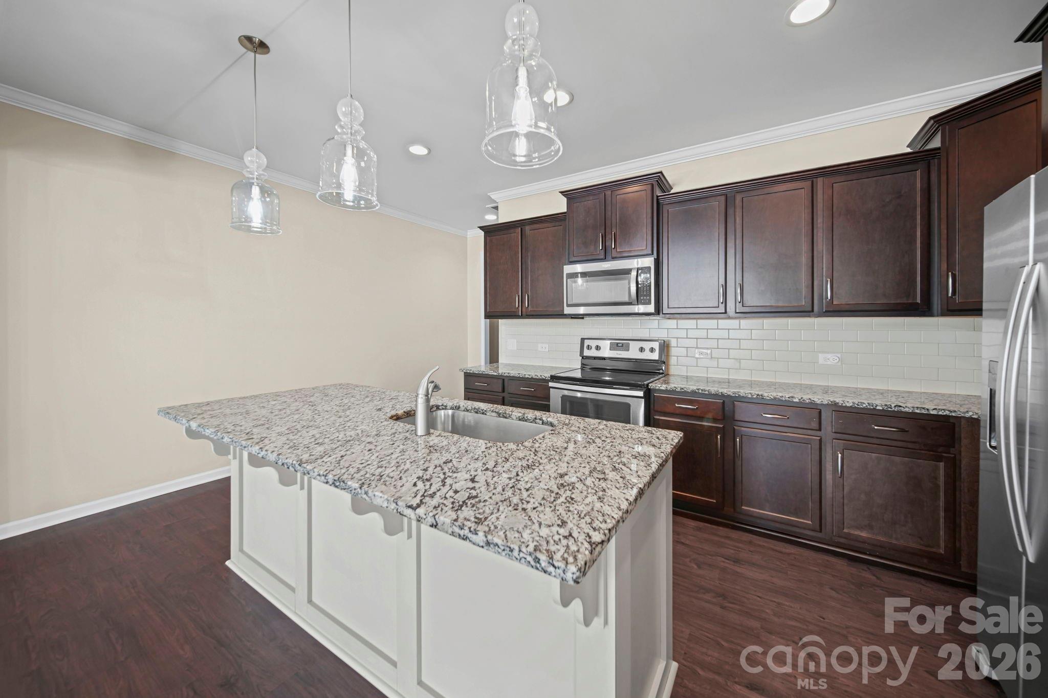 Pikeview Place - Residential