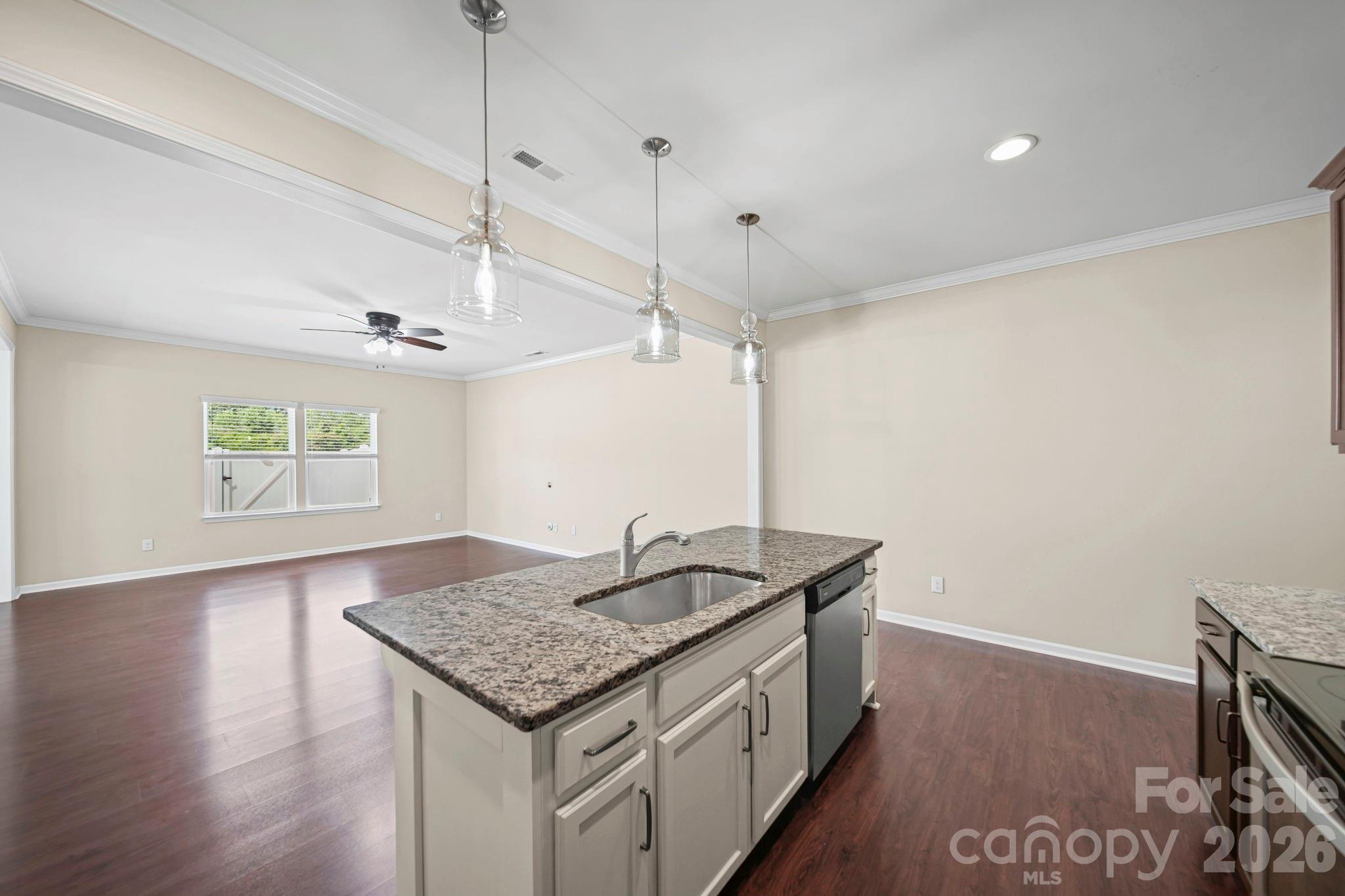 Pikeview Place - Residential