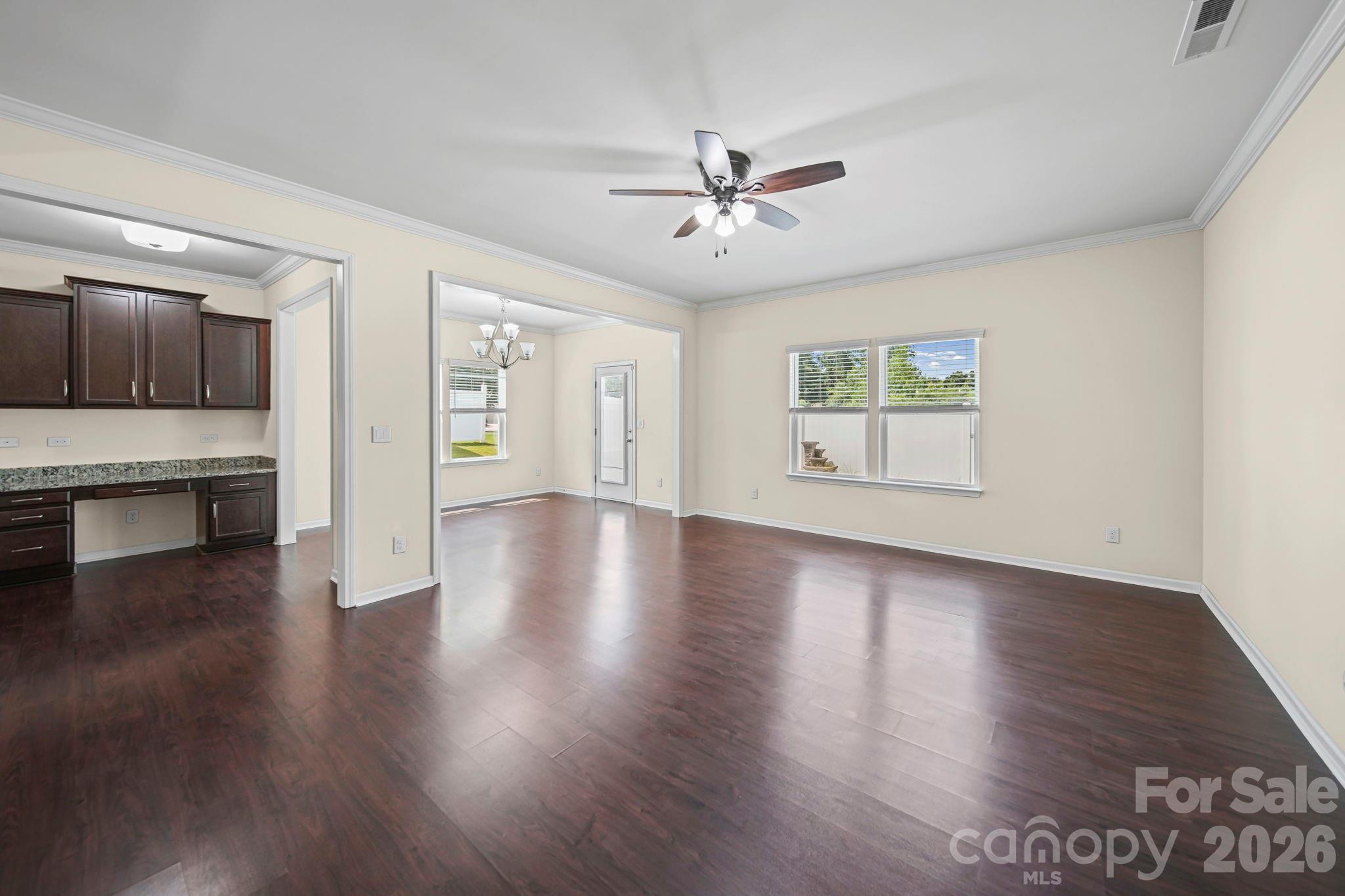 Pikeview Place - Residential
