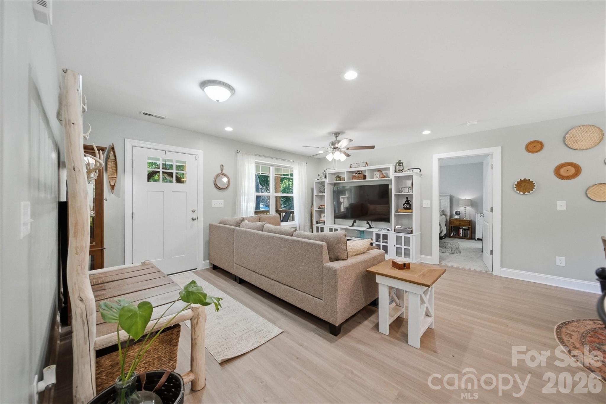 Janettes Way - Residential