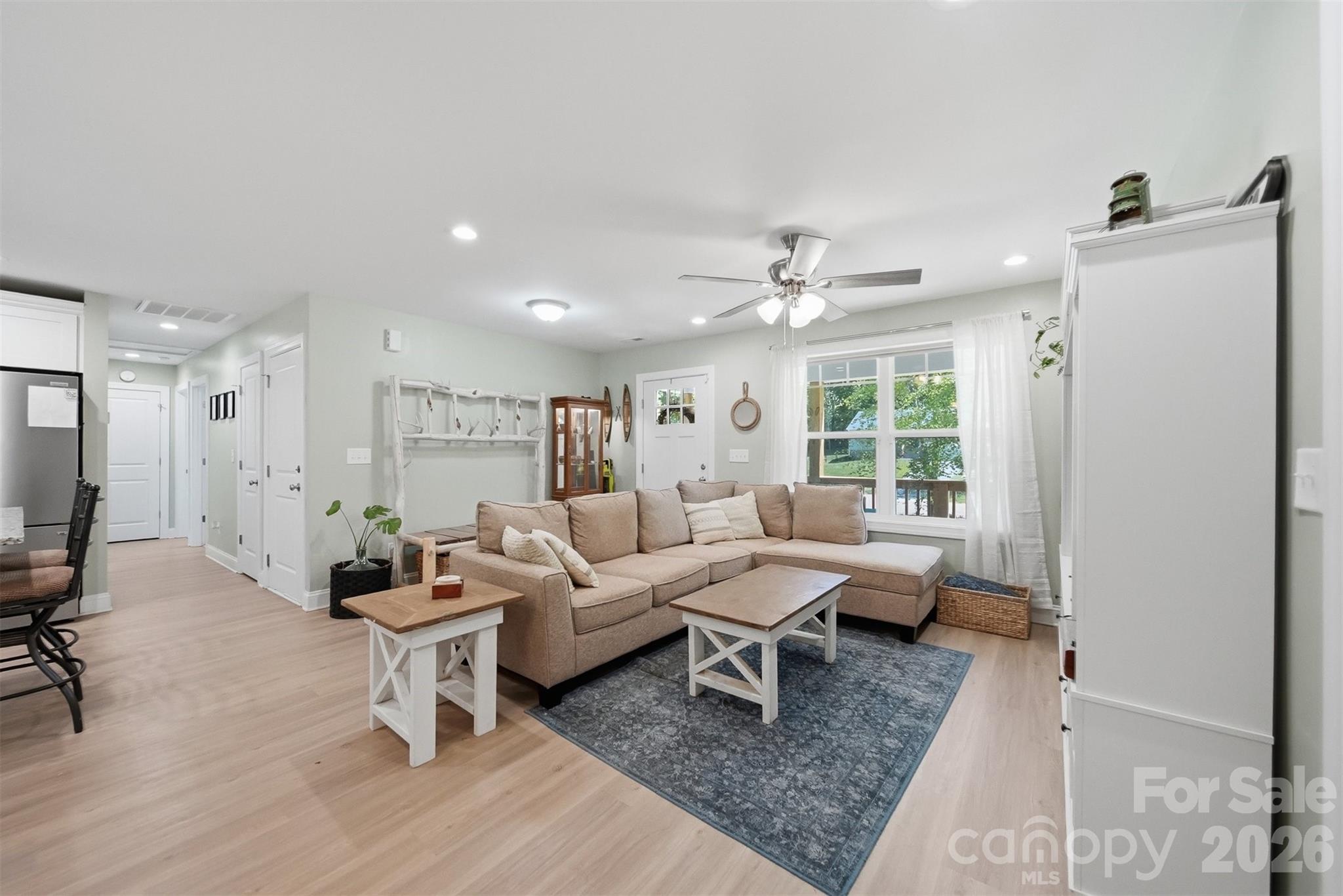 Janettes Way - Residential