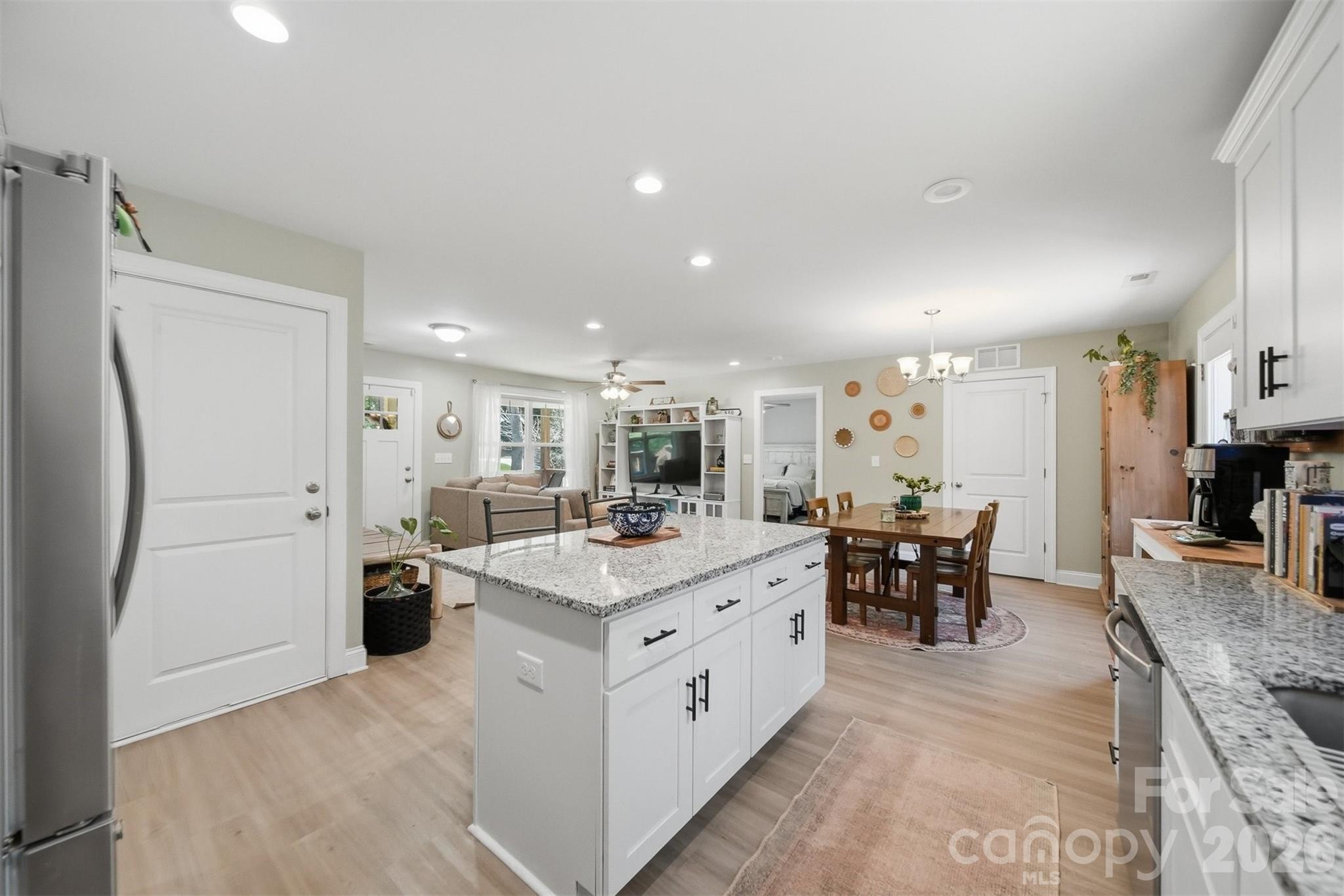 Janettes Way - Residential