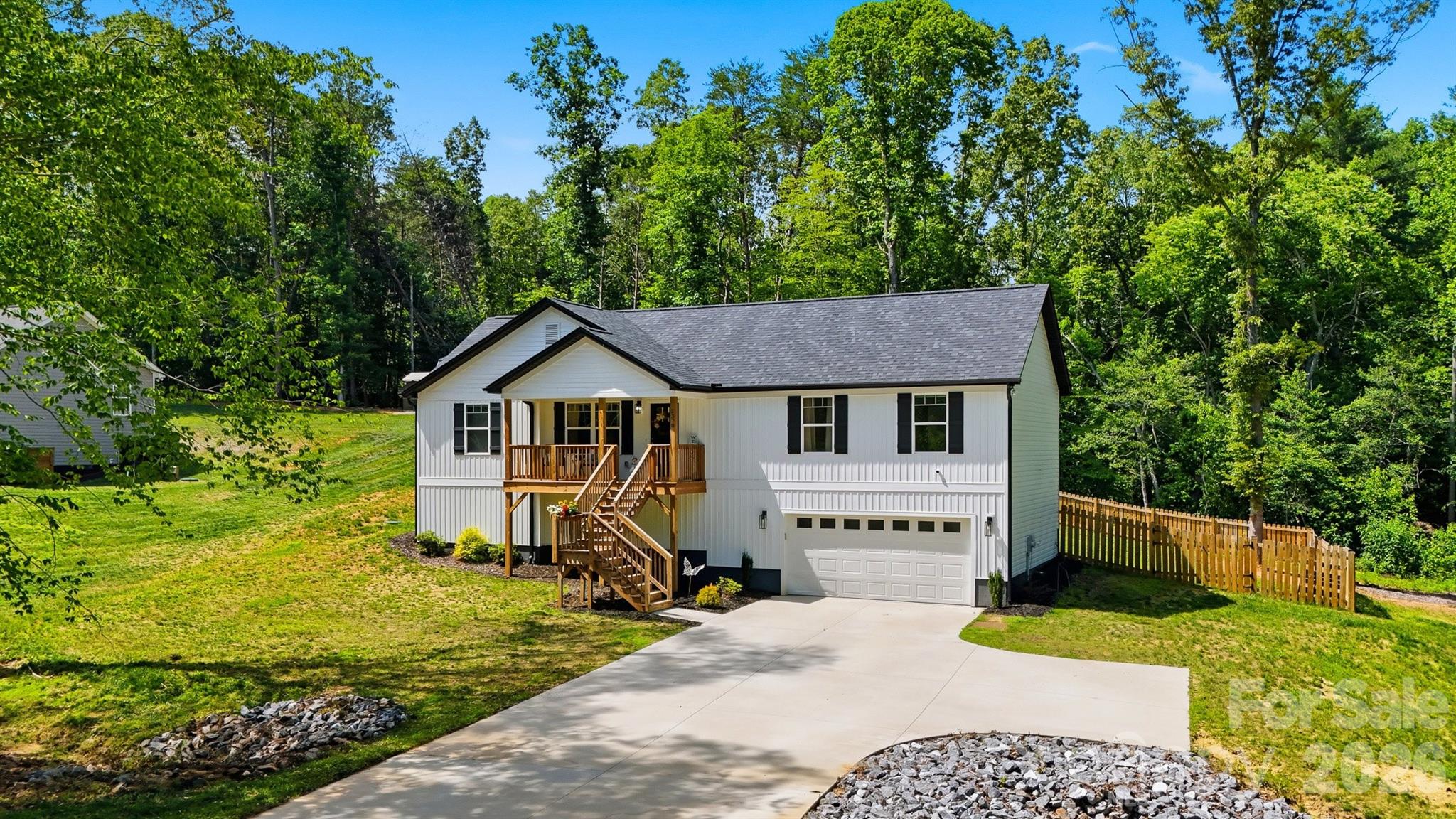 Janettes Way - Residential
