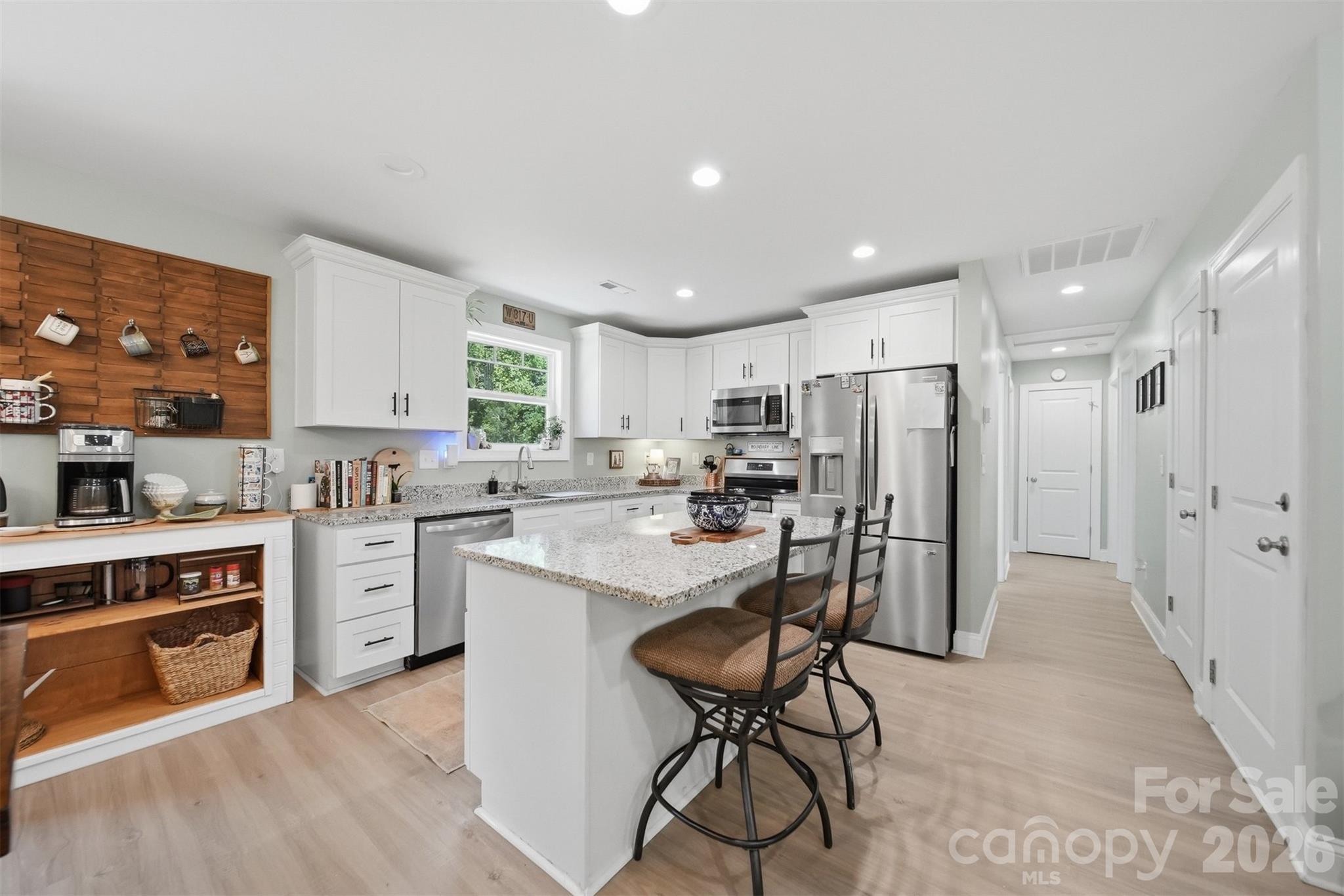 Janettes Way - Residential