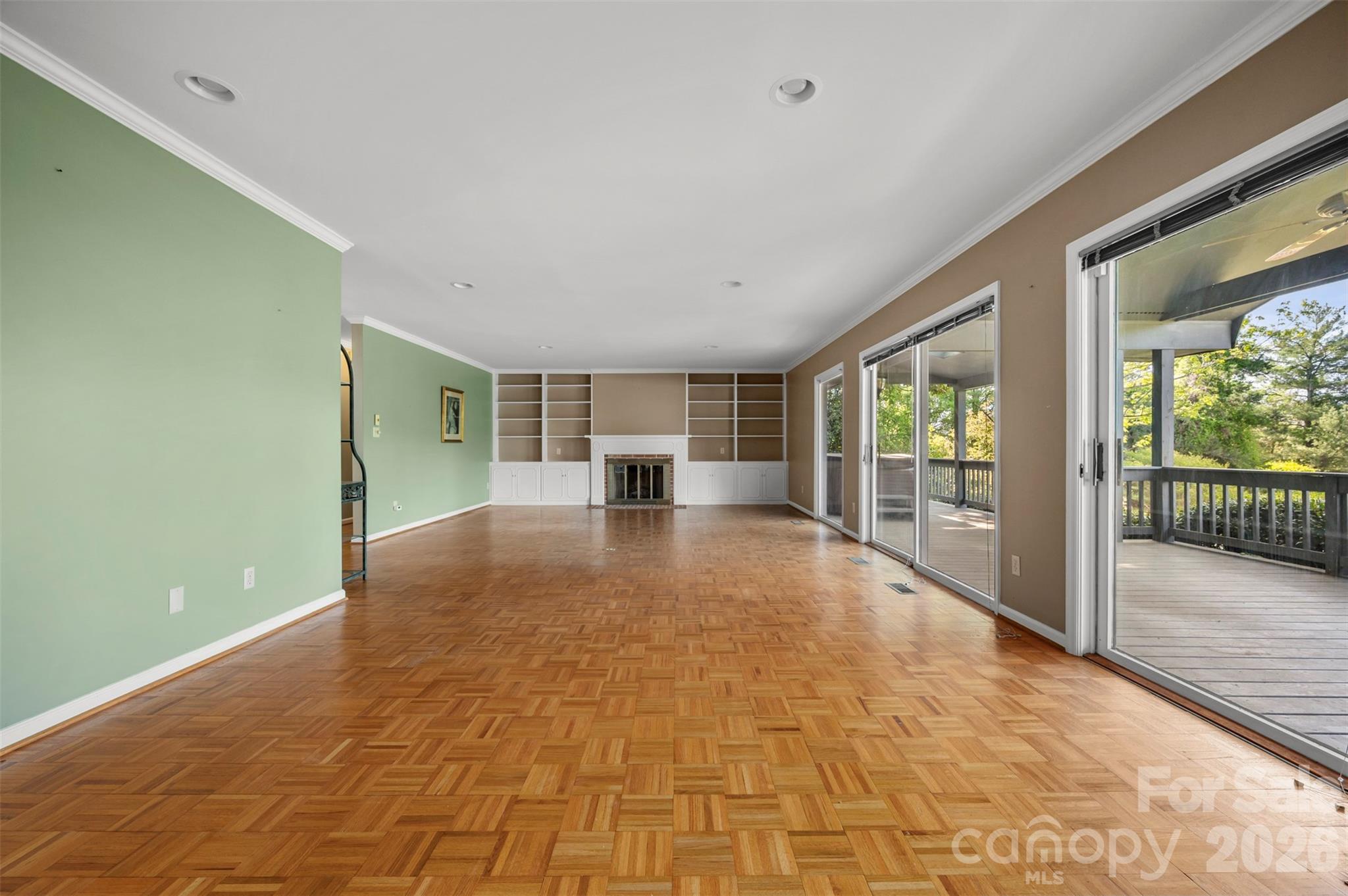 Hunting Wood - Residential