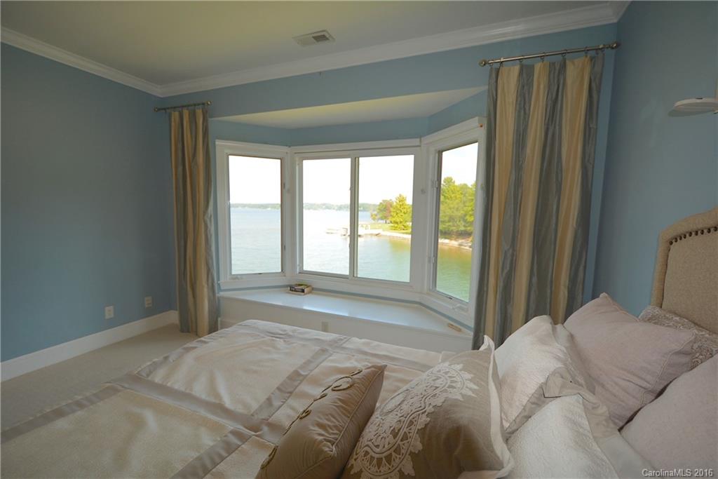 Lake Club - Residential