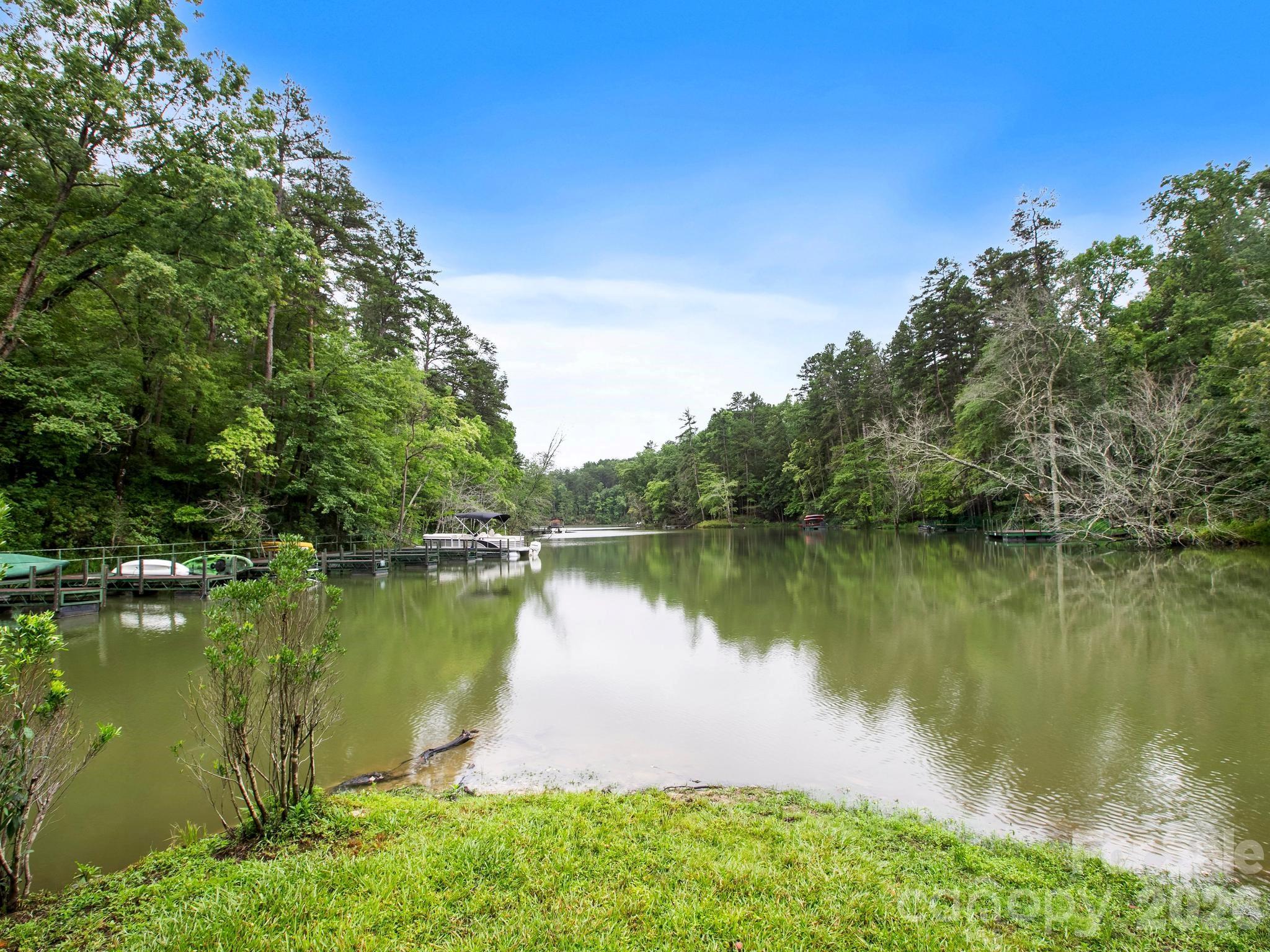 Lake Adger - Residential