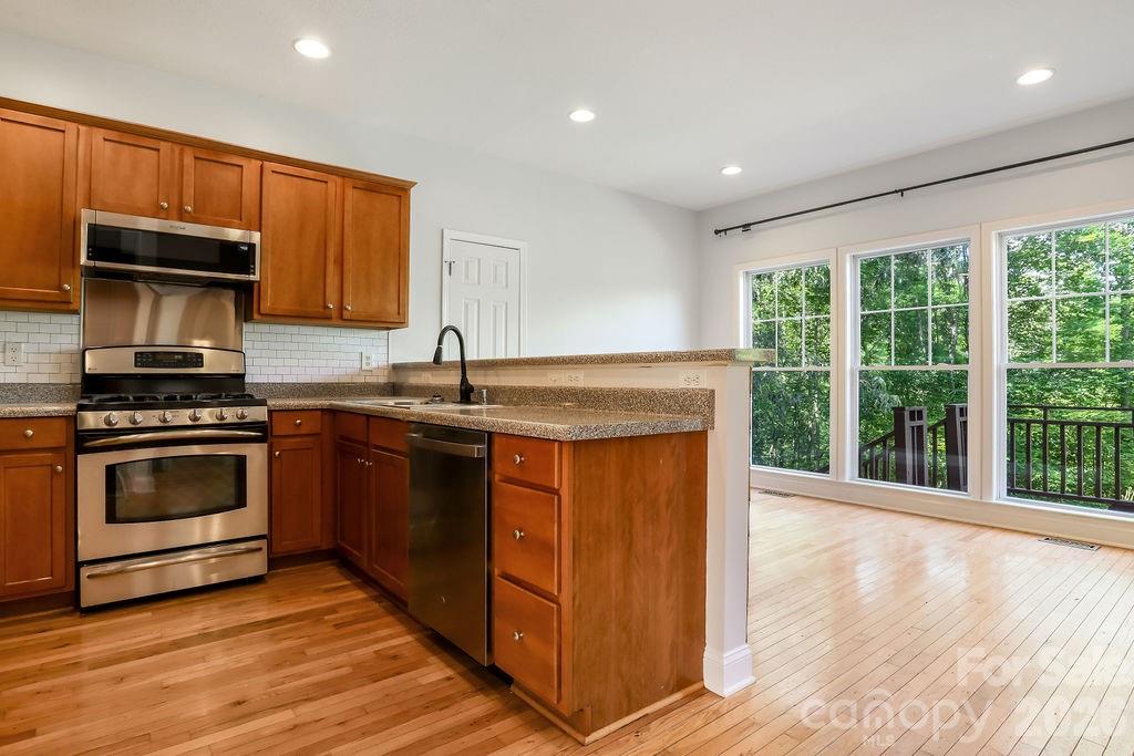 Lake Adger - Residential