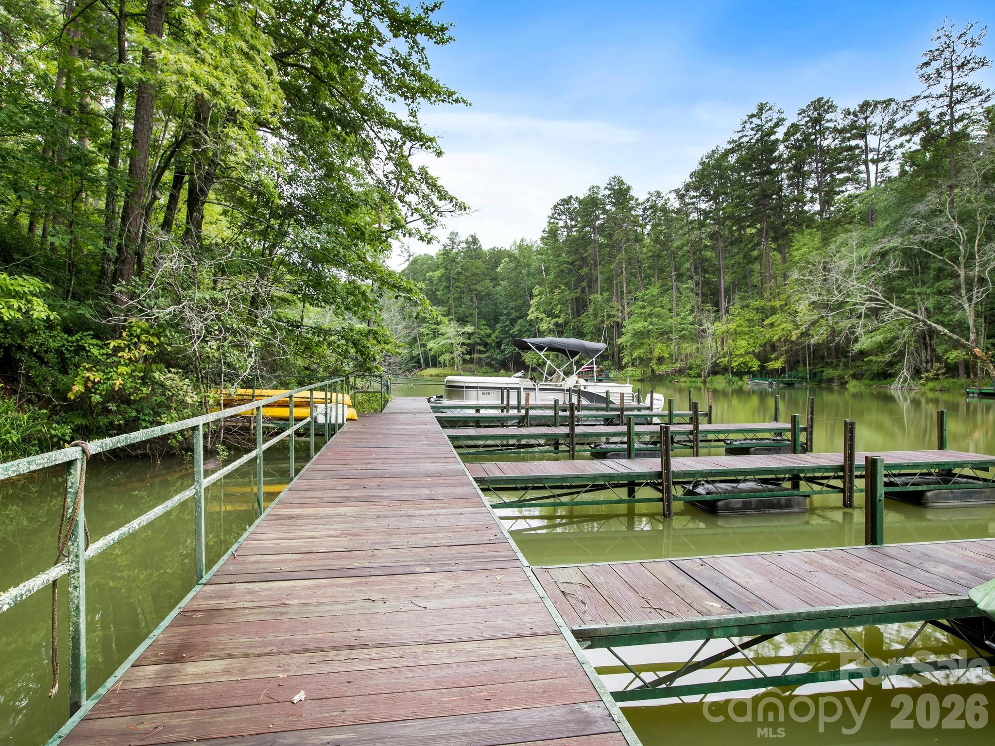 Lake Adger - Residential