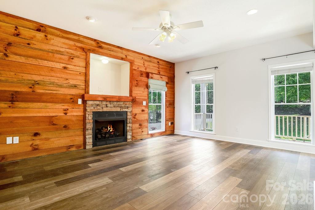 Lake Adger - Residential