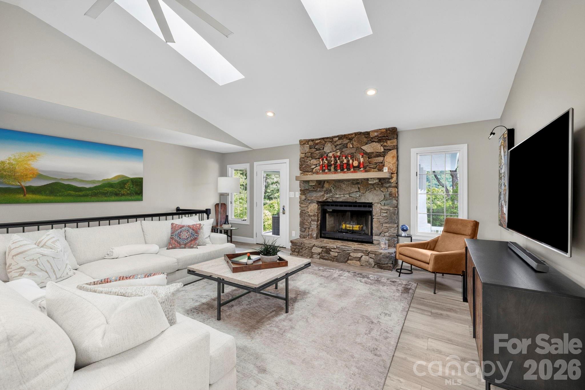 Hills Of Beaverdam - Residential