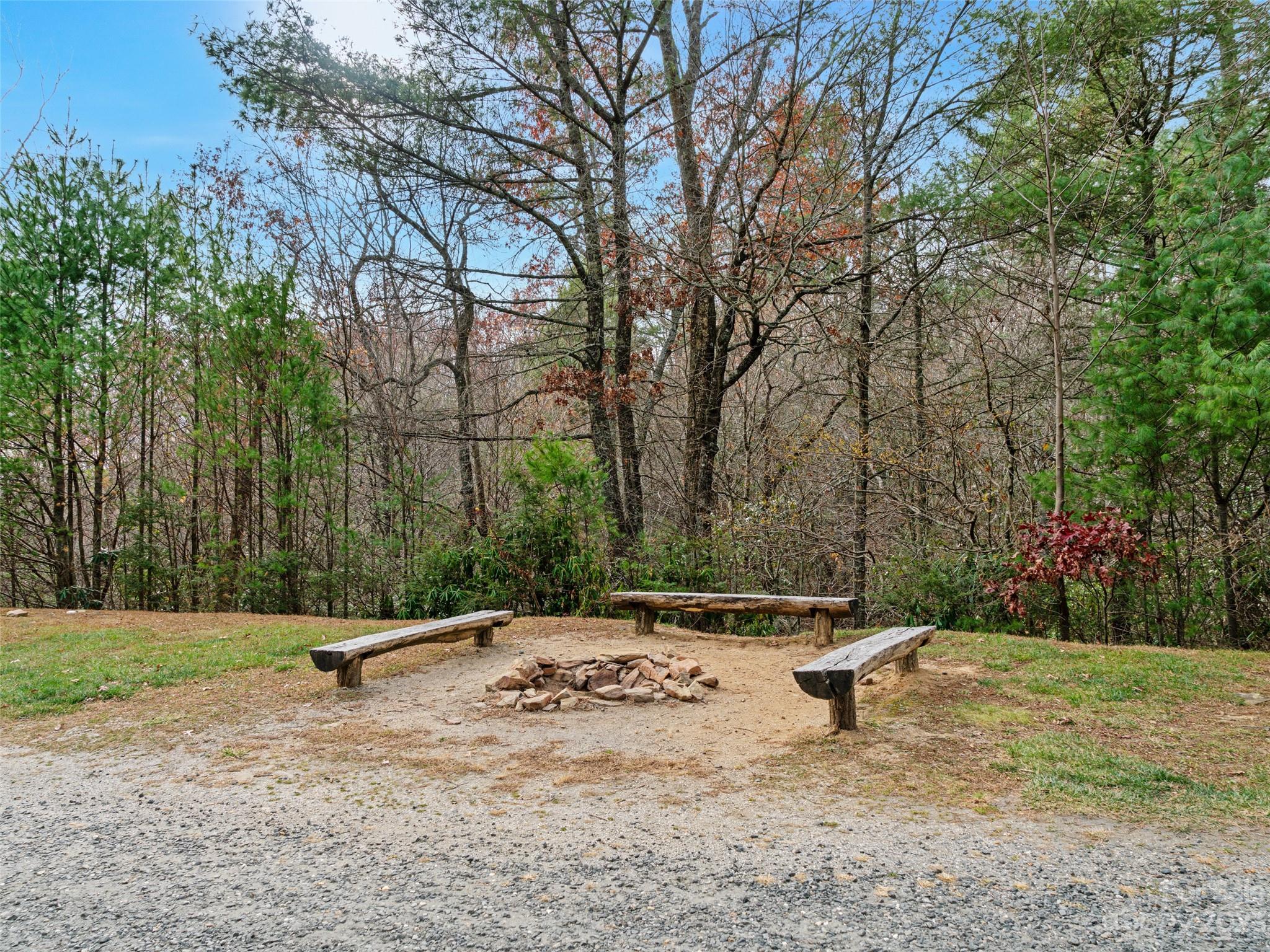 Bear Den Acres - Land