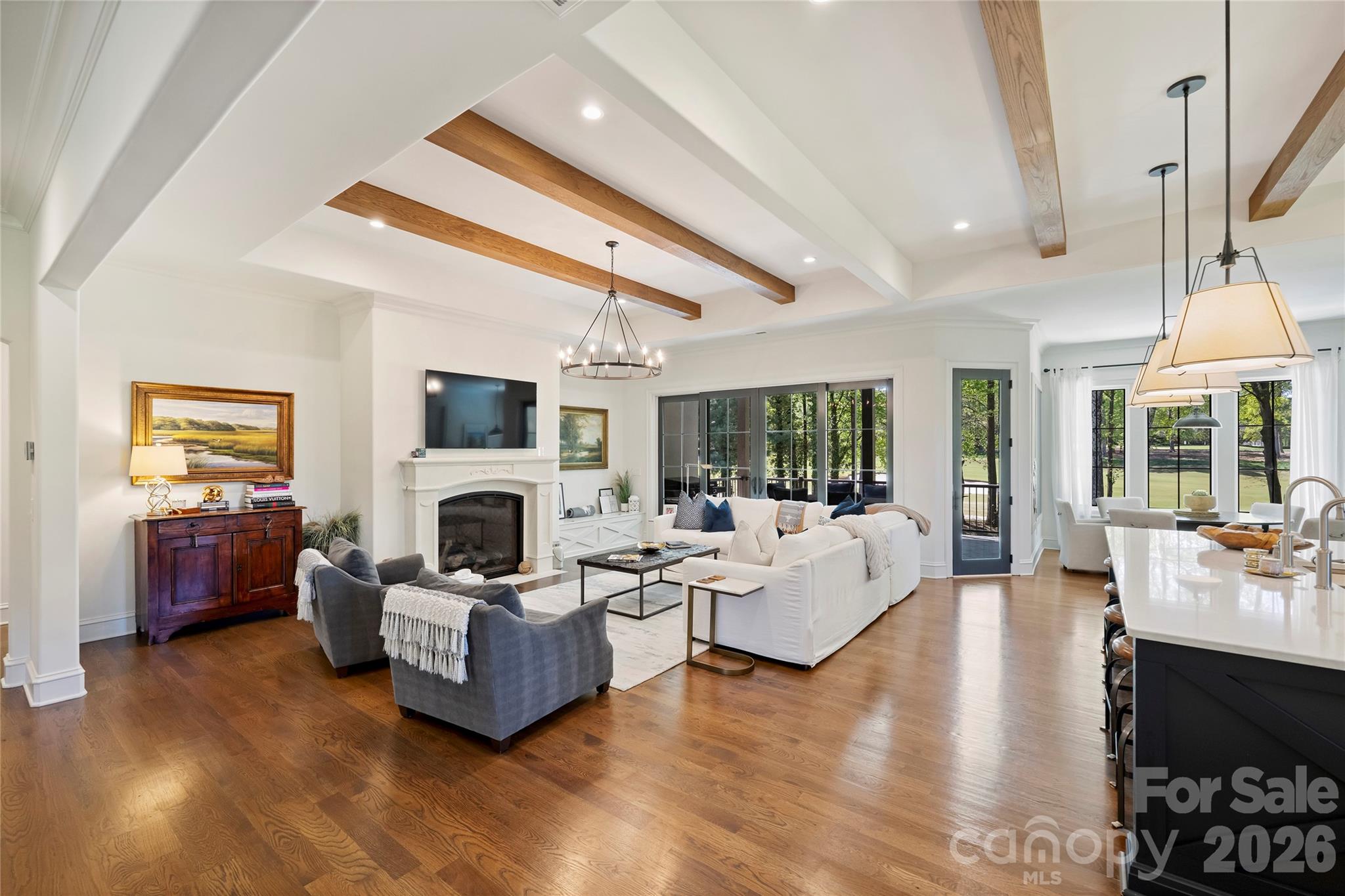 The Peninsula - Residential