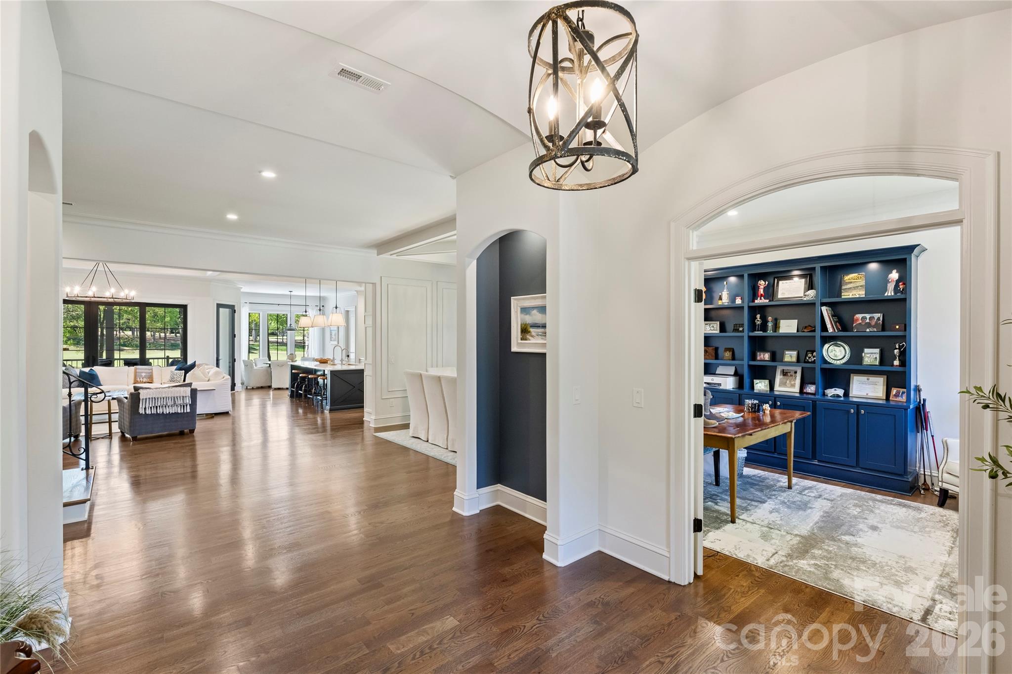 The Peninsula - Residential