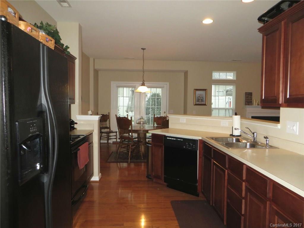Autumn Cove At Lake Wylie - Residential