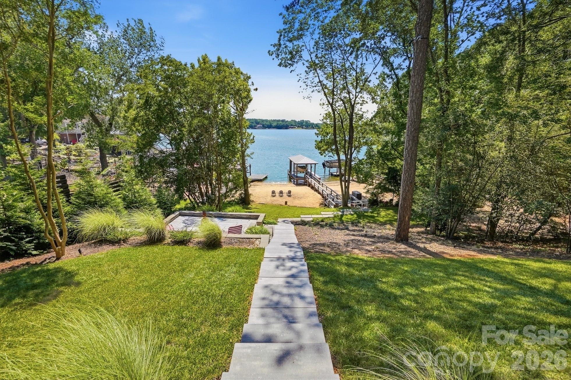 Tega Cay - Residential