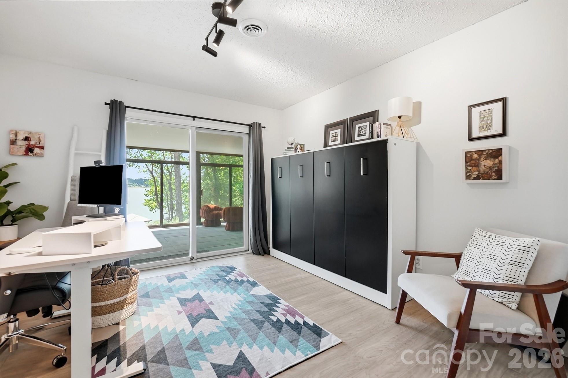 Tega Cay - Residential