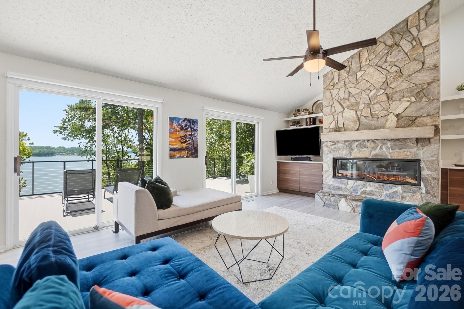 Tega Cay - Residential
