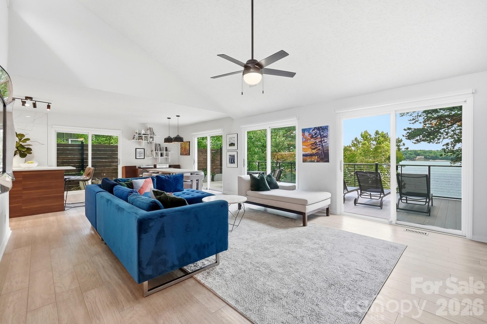 Tega Cay - Residential