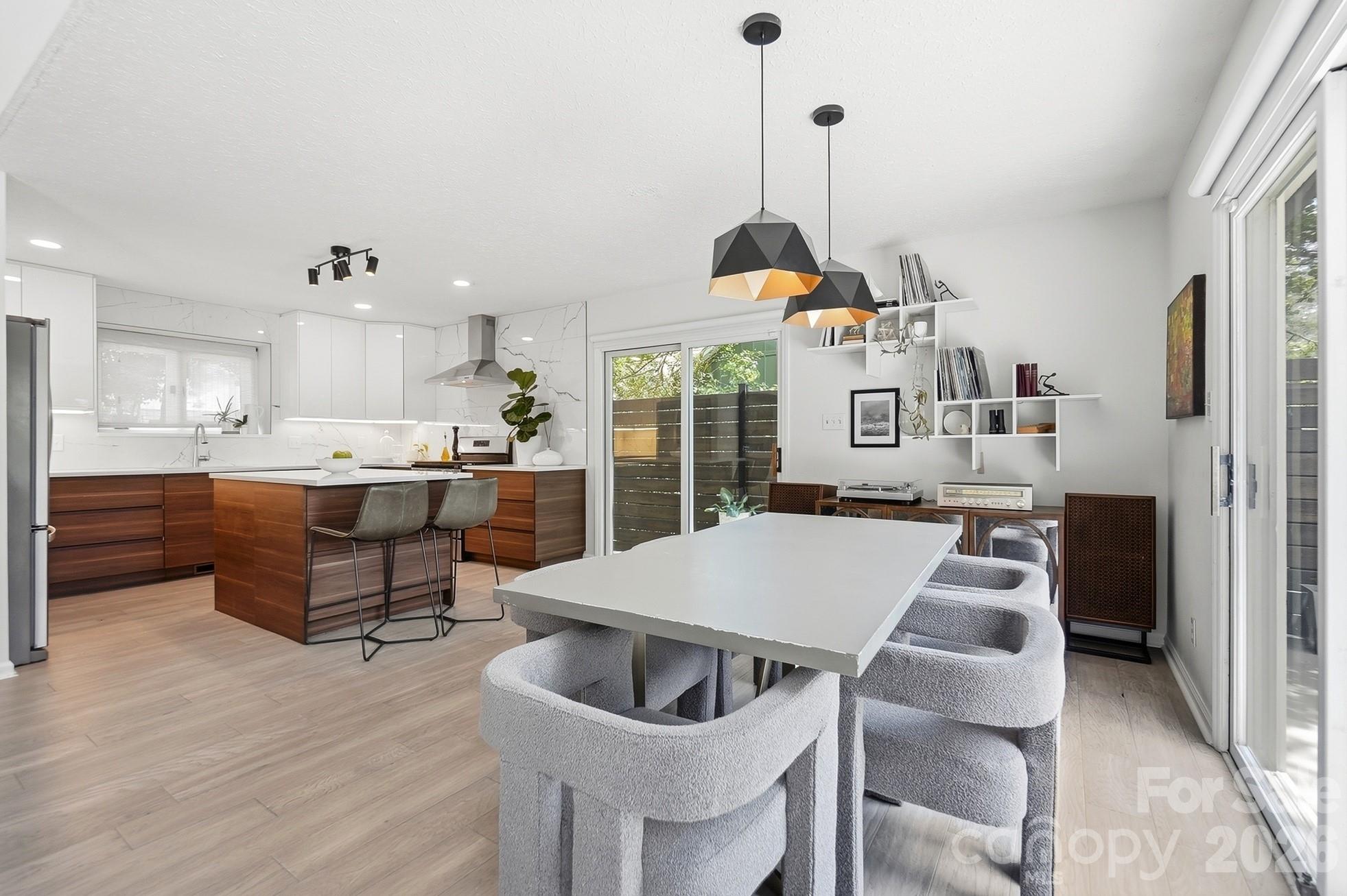 Tega Cay - Residential