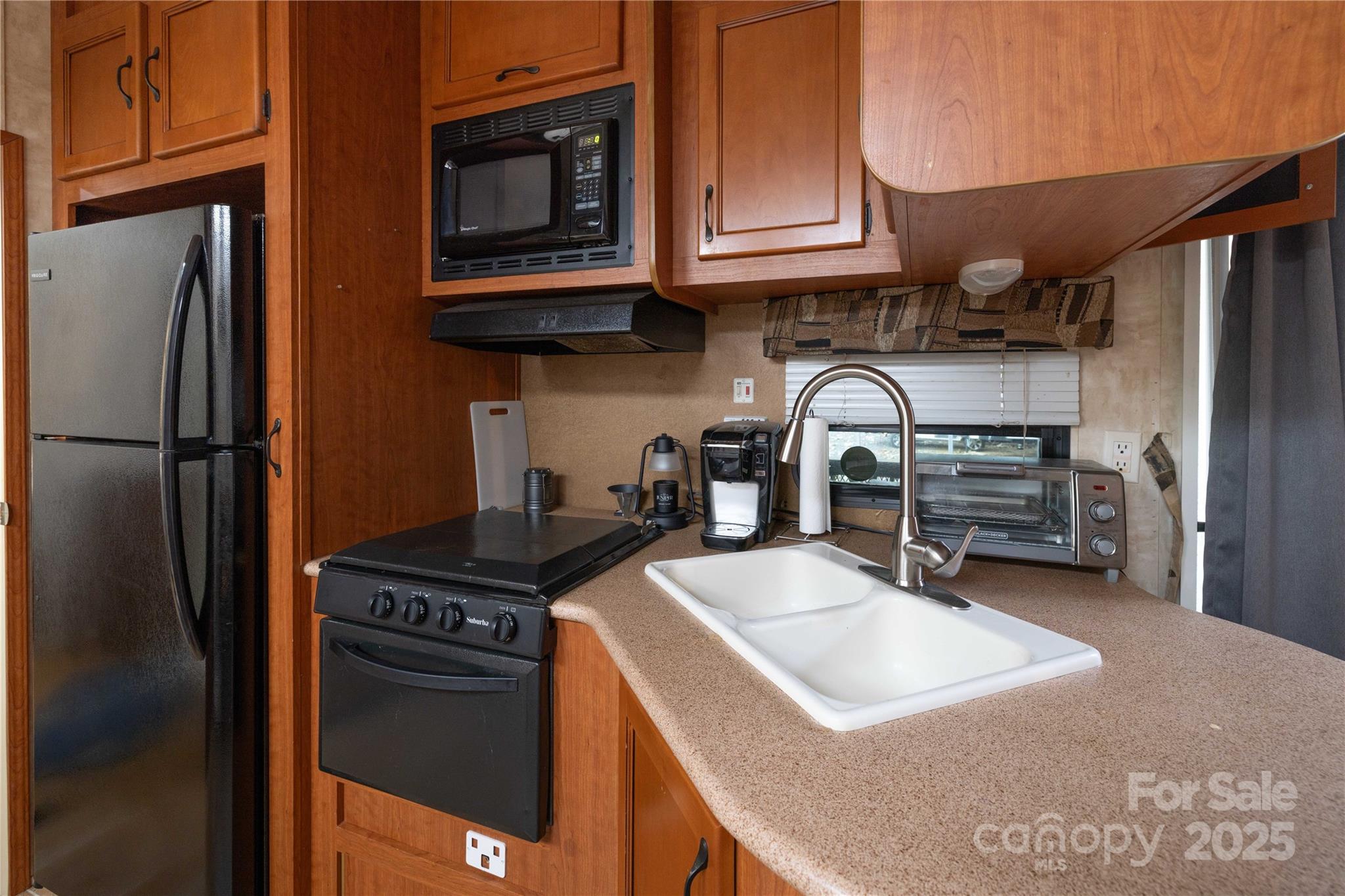 Twin Harbor - Residential
