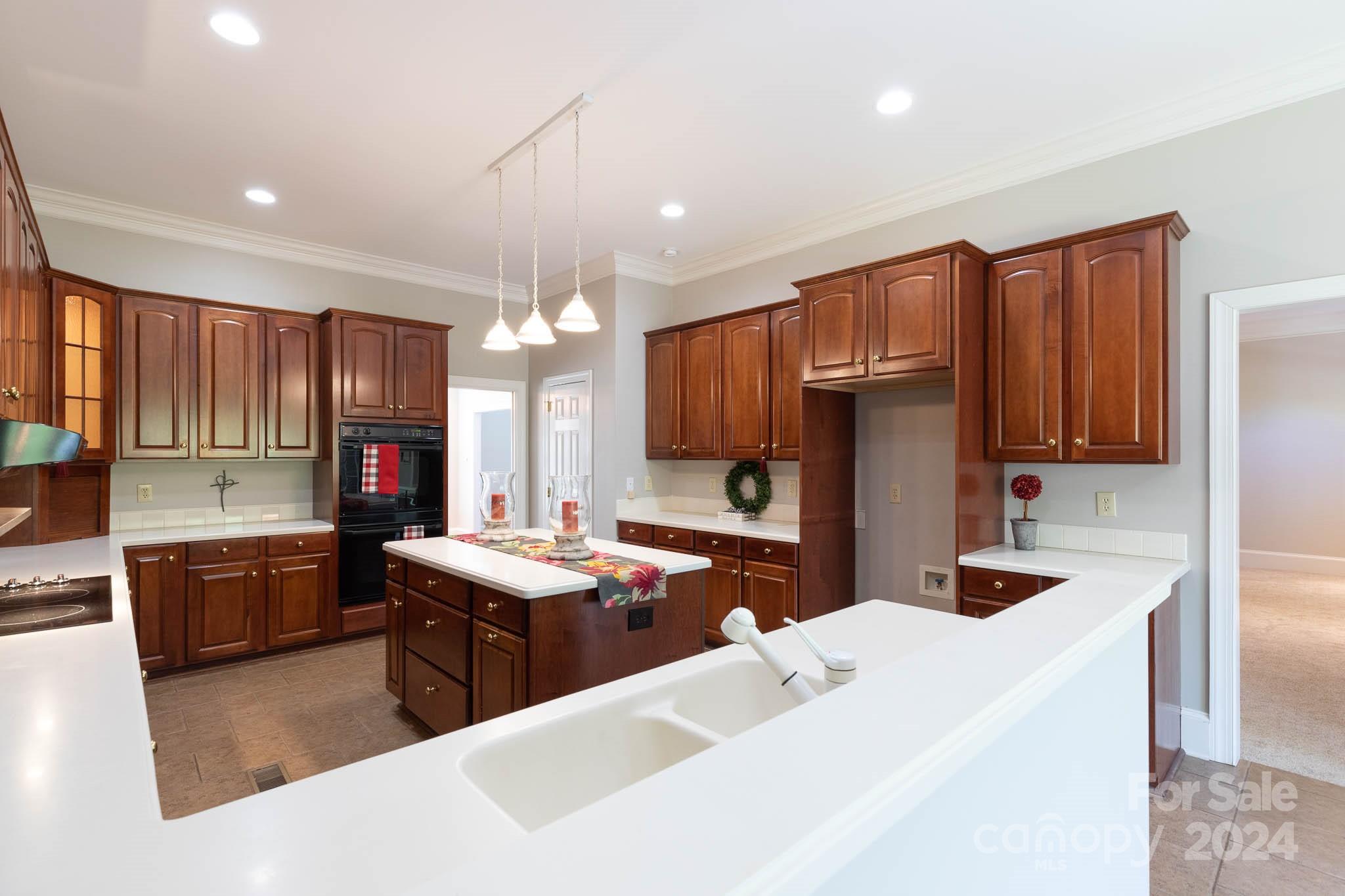 HARLINSDALE - Residential