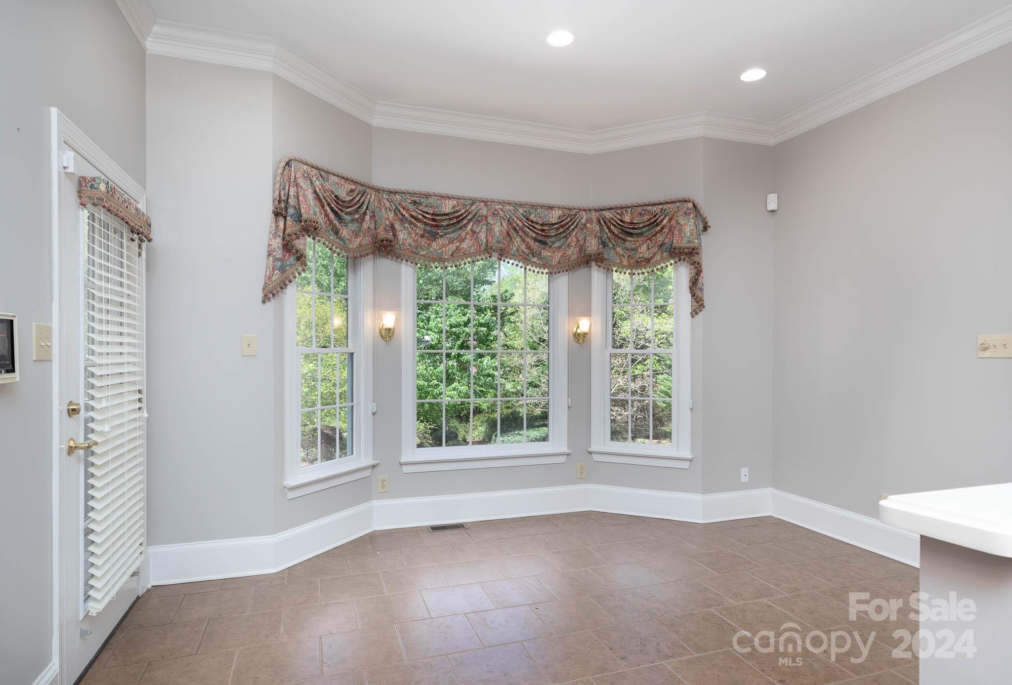 HARLINSDALE - Residential