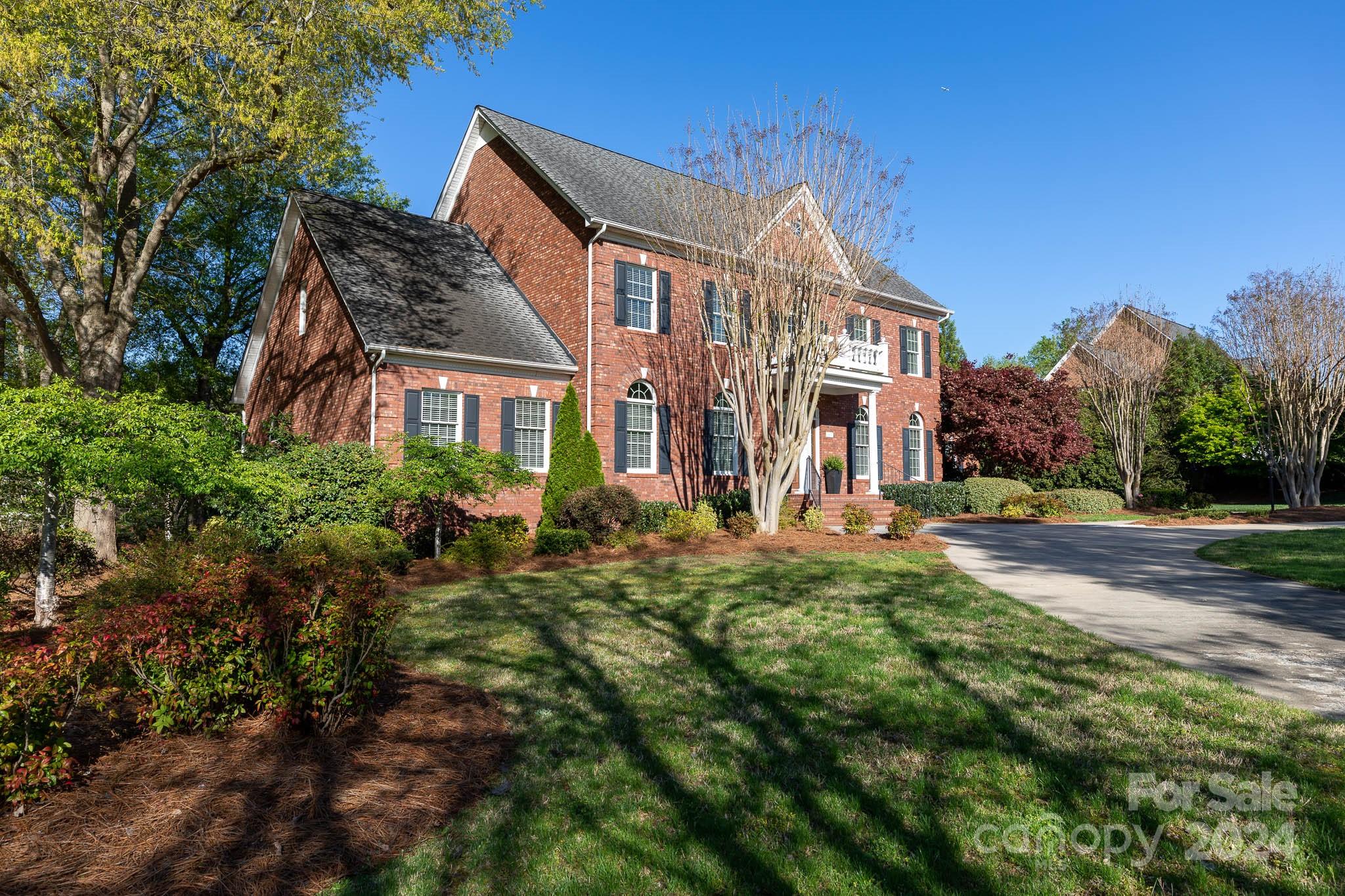 HARLINSDALE - Residential