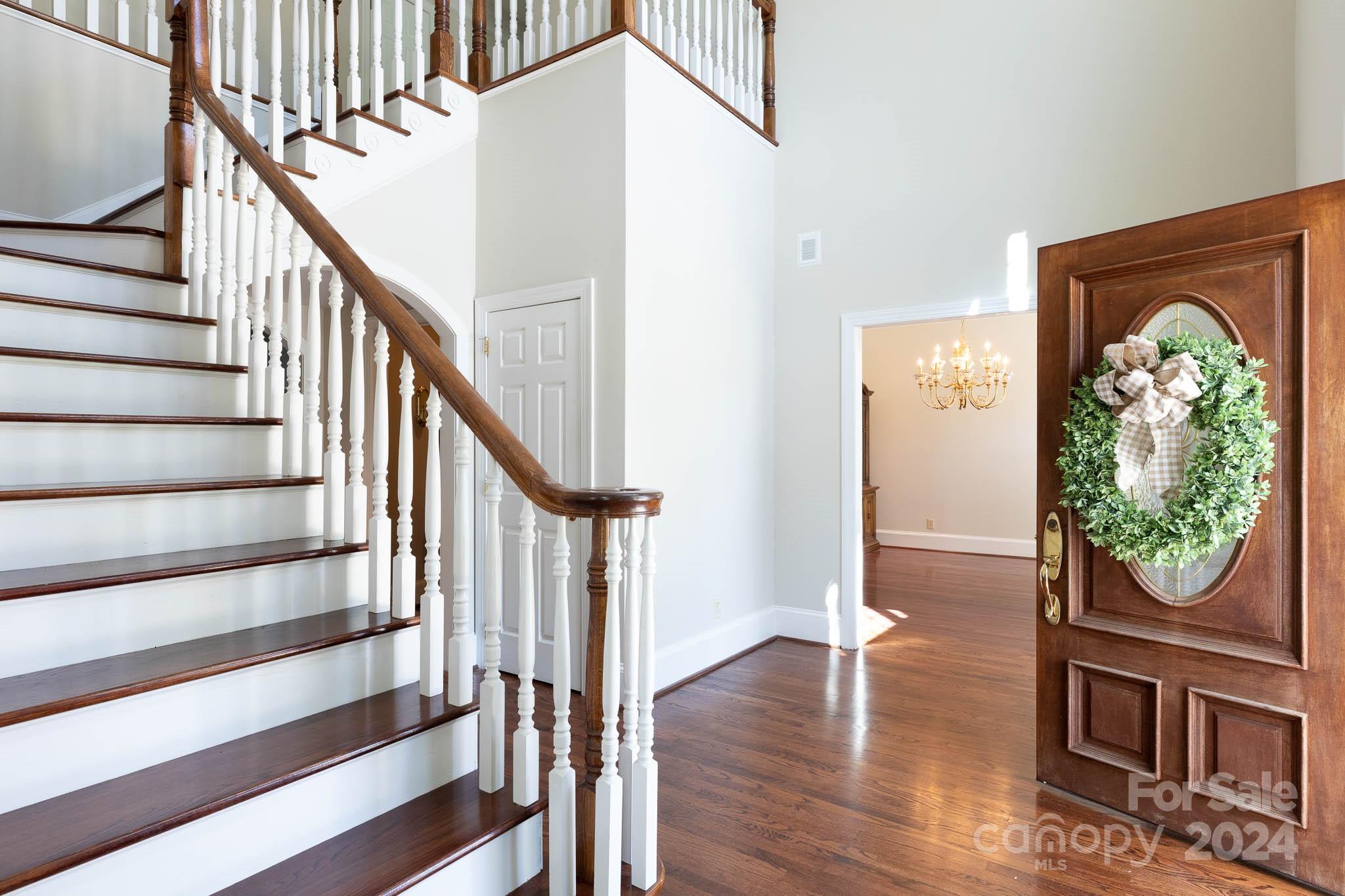 HARLINSDALE - Residential