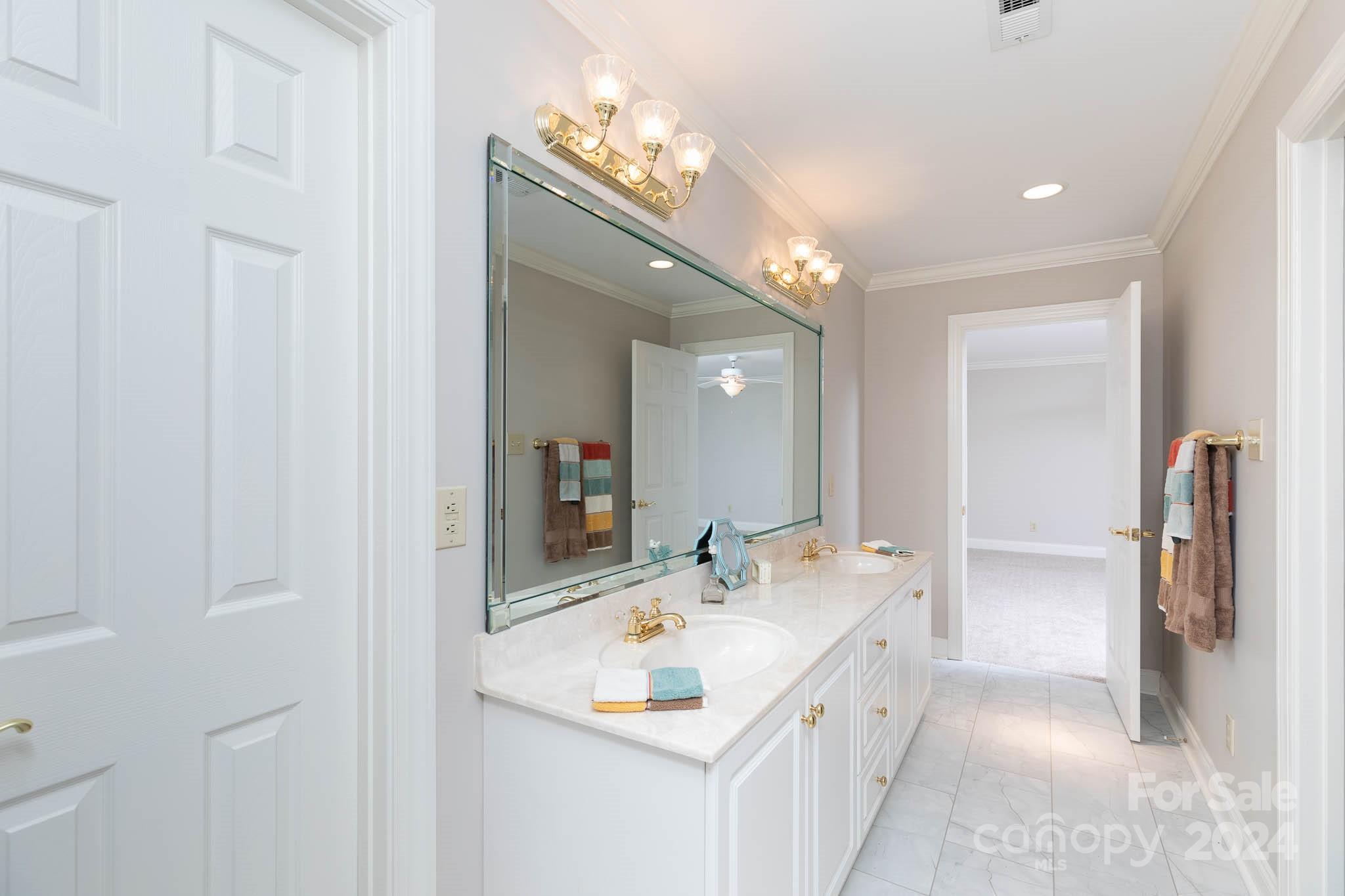 HARLINSDALE - Residential