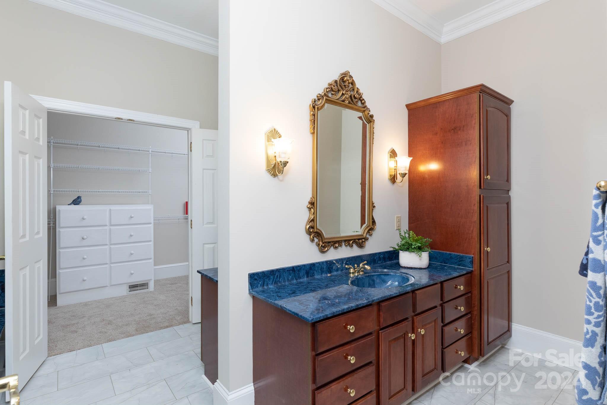 HARLINSDALE - Residential