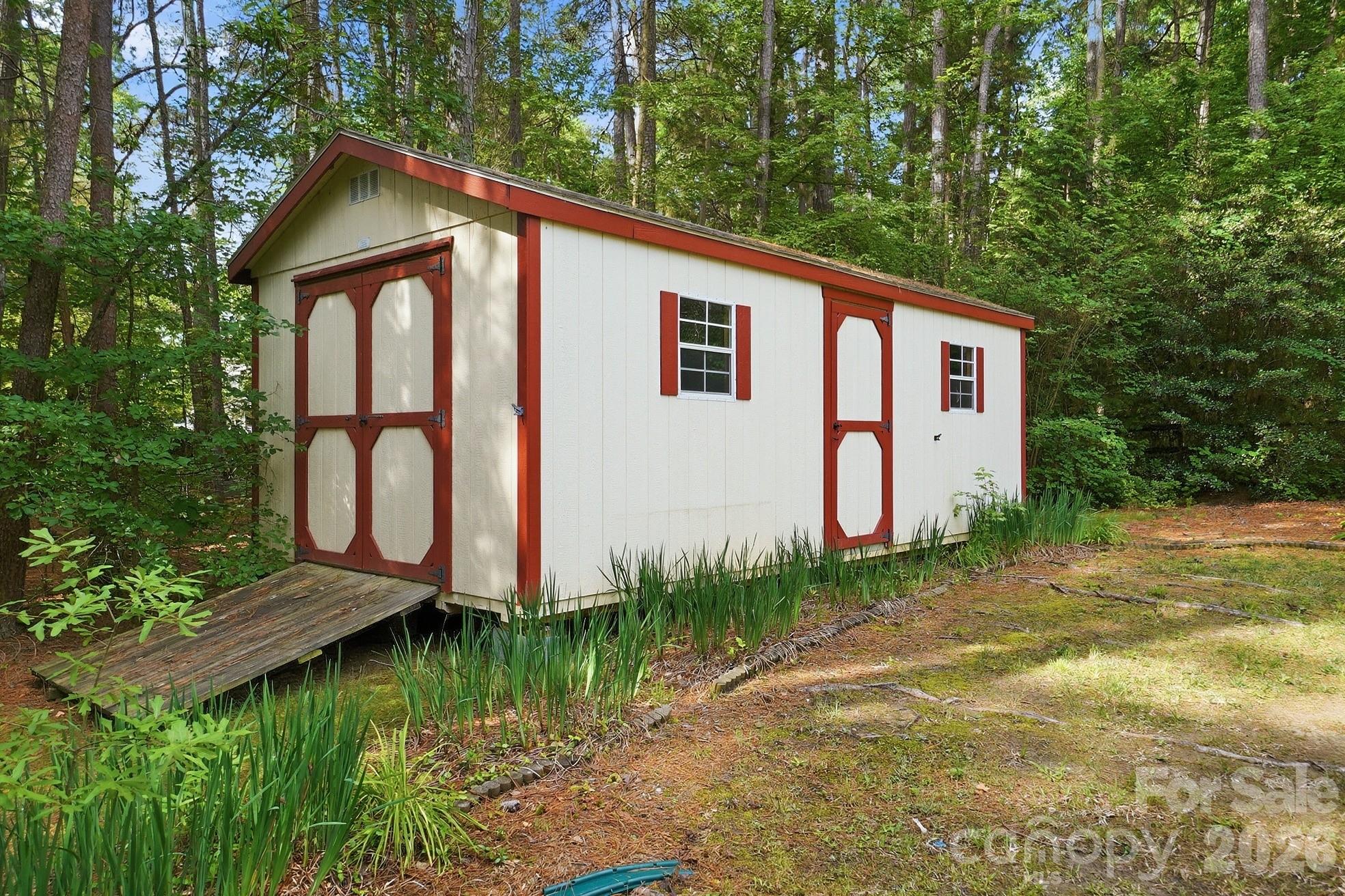 Mt Isle Harbor - Residential