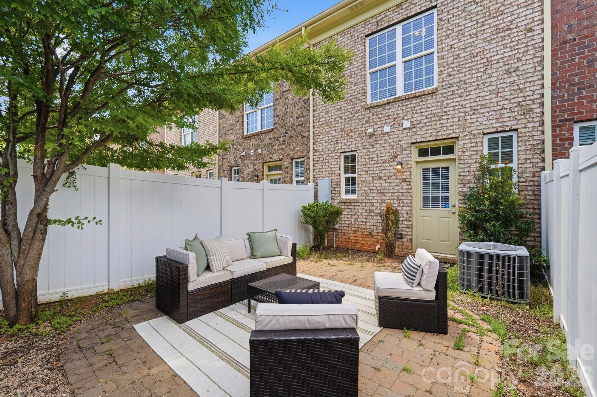 Cedar Walk - Residential