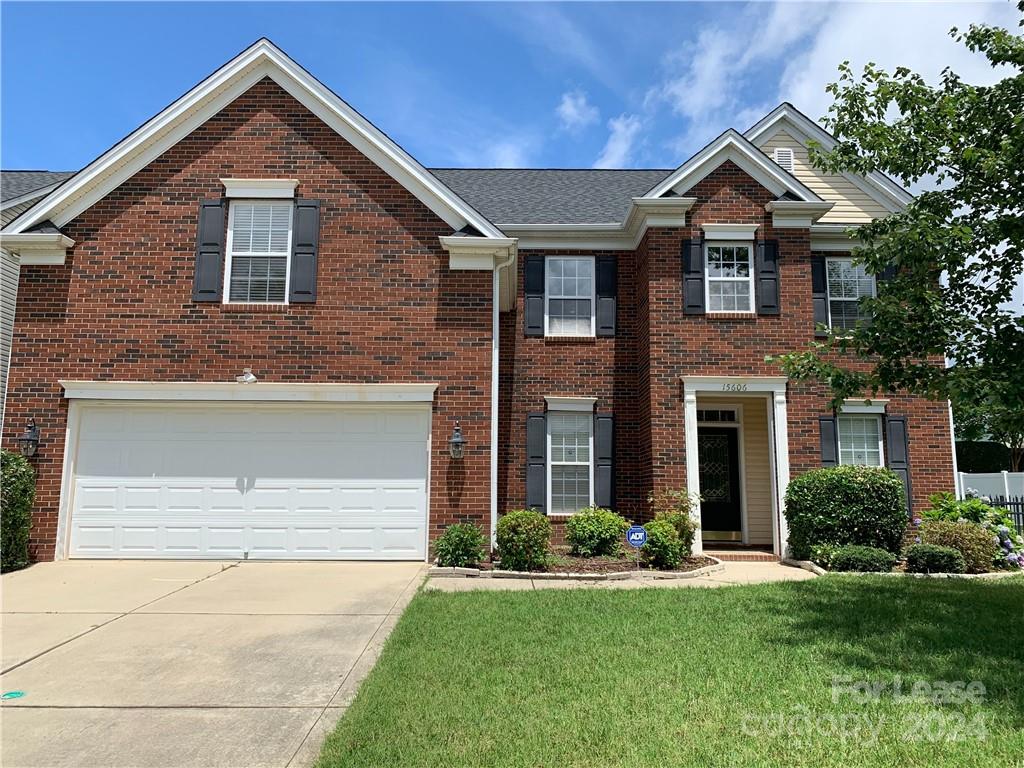 Fantastic home minutes from Ballantyne! Plenty of space for entertaining with an open floor plan and a beautiful fenced back yard that backs up to the woods for privacy. Stainless steel appliances and hardwood floors downstairs. Climate controlled sunroom with bonus/bedroom and bath attached. Formal dining room and office off the foyer. Gas fireplace in living room. Main bedroom and on-suite and 3 bedrooms along with a bonus room upstairs. Main bathroom has a double vanity and garden tub with separate shower. Community amenities include a pool, recreation area, and tennis courts.

Please note, renters insurance is required.