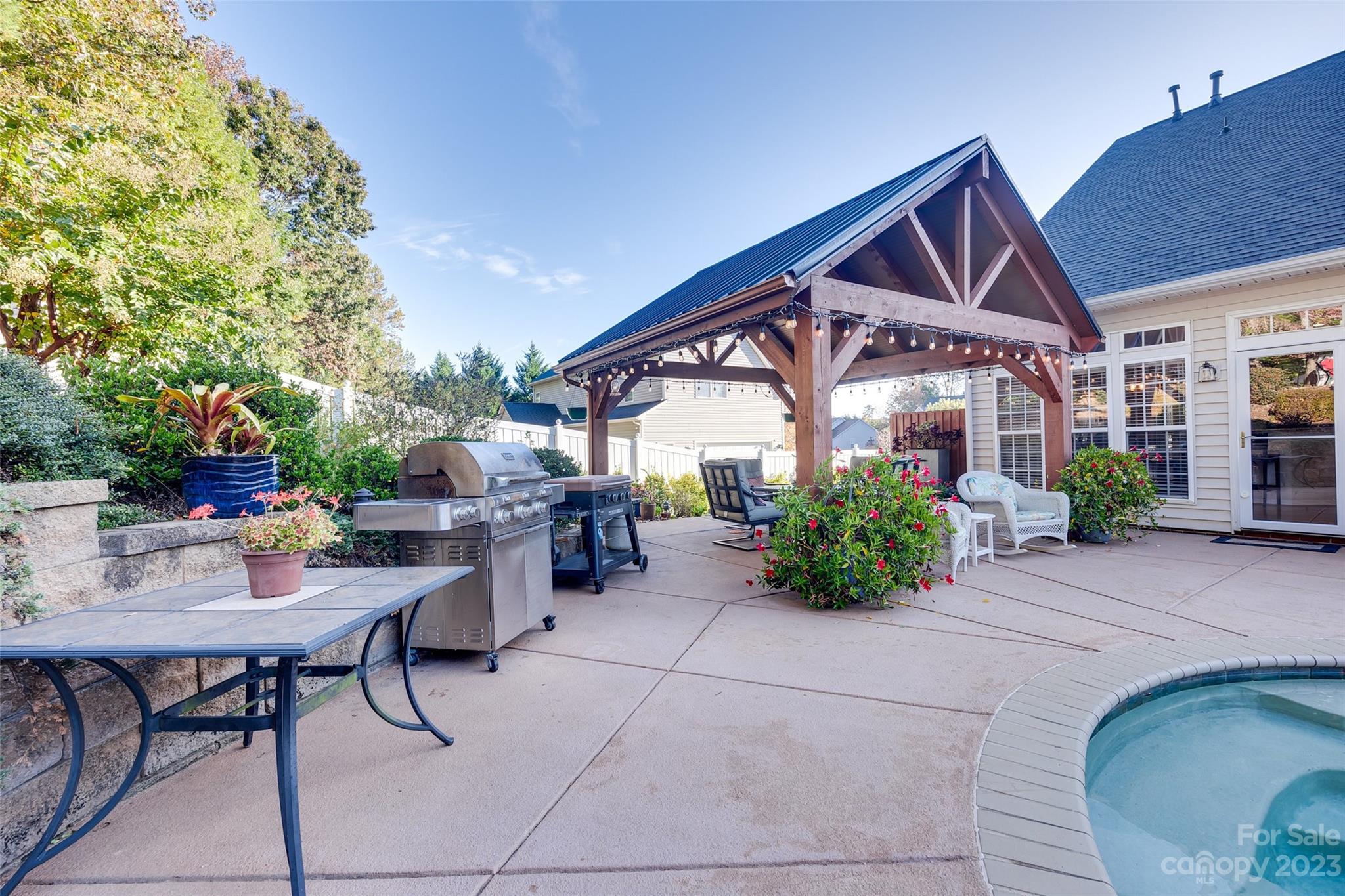 Chestnut - Residential