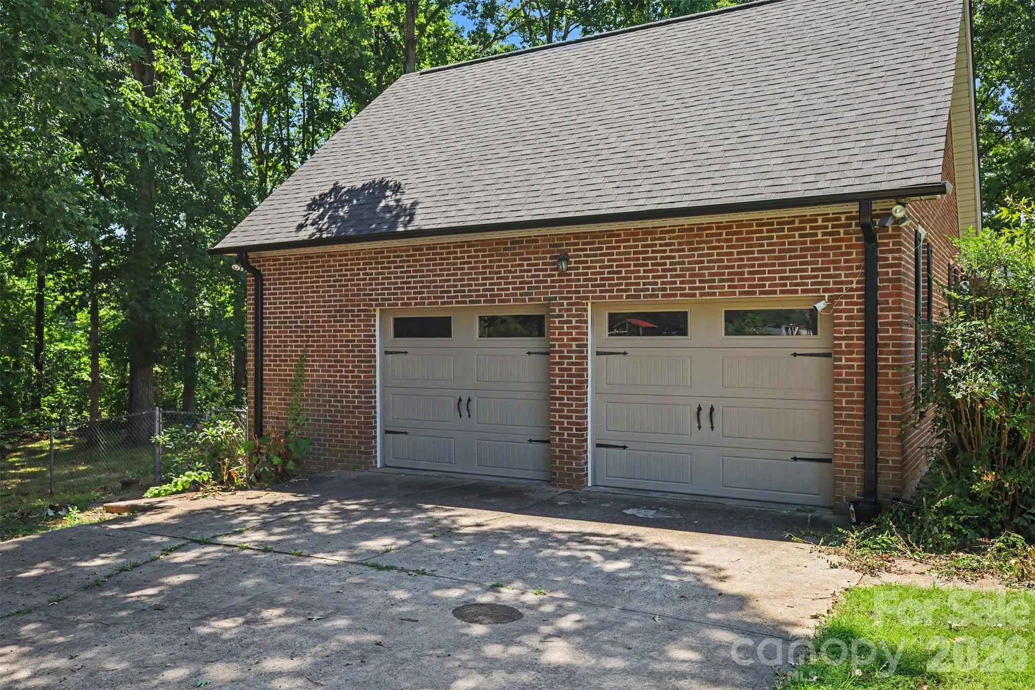 Country Creek - Residential