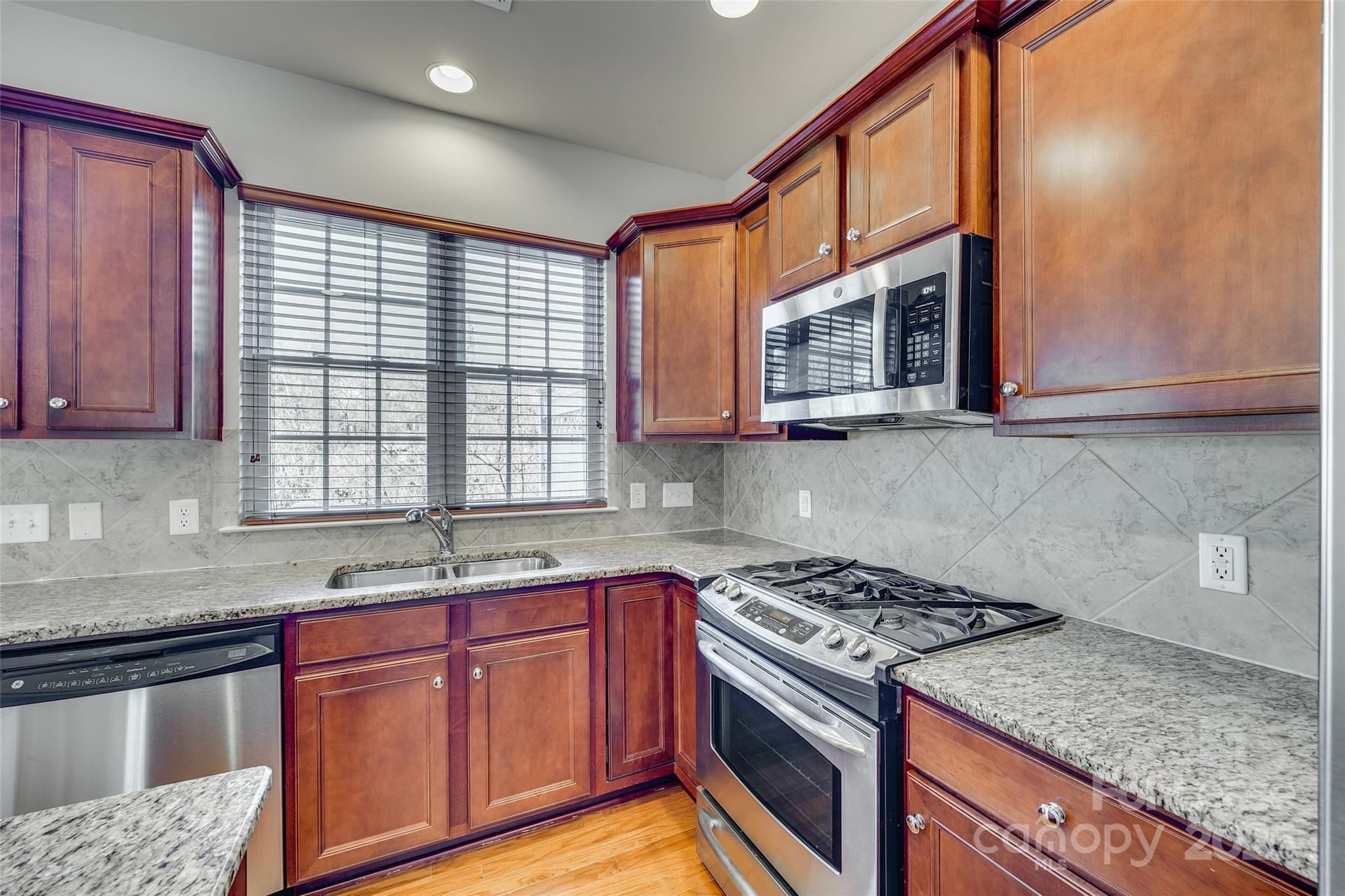 Baxter Village - Residential Lease