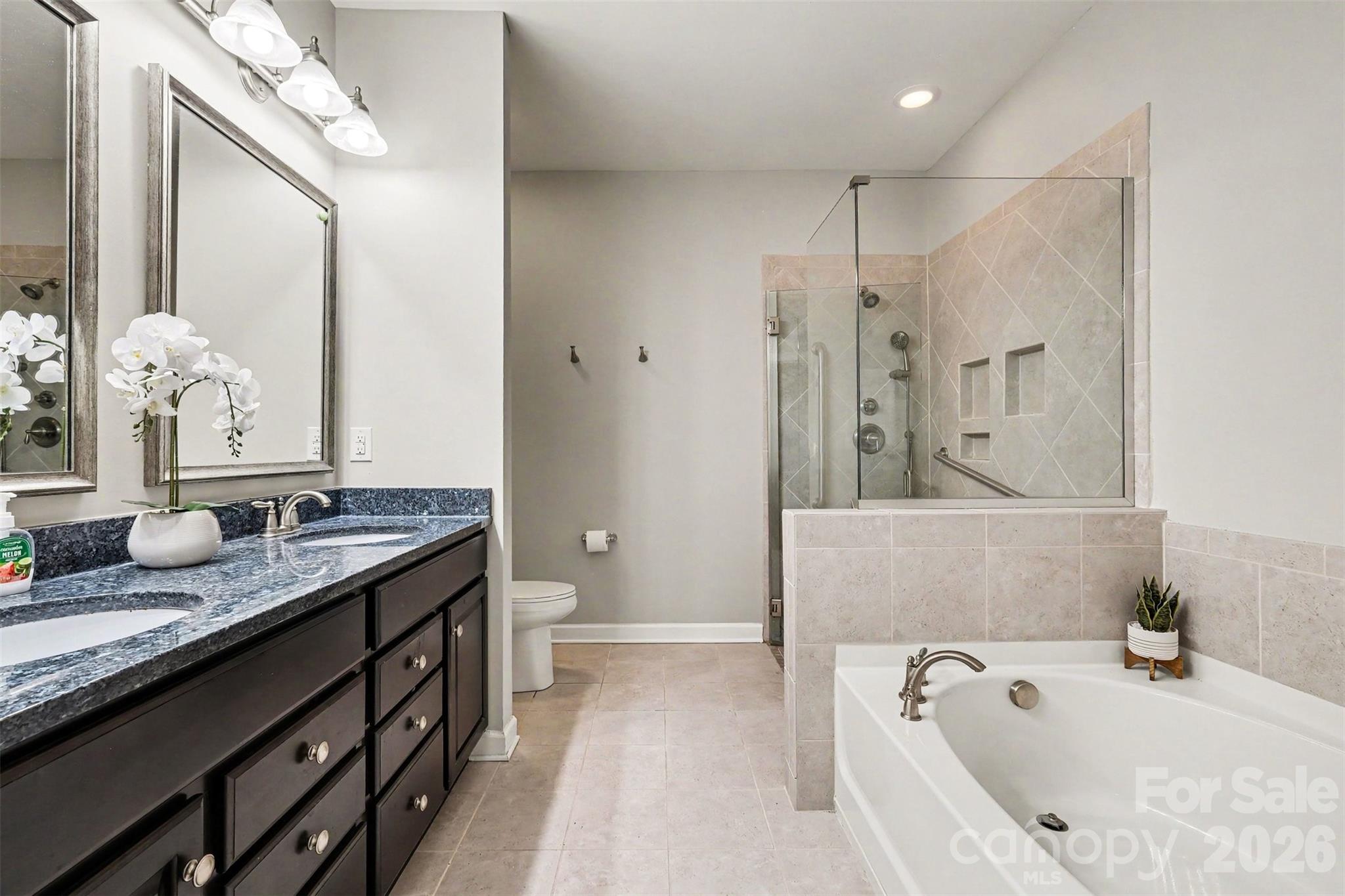 Oakbridge at Waterleaf - Residential