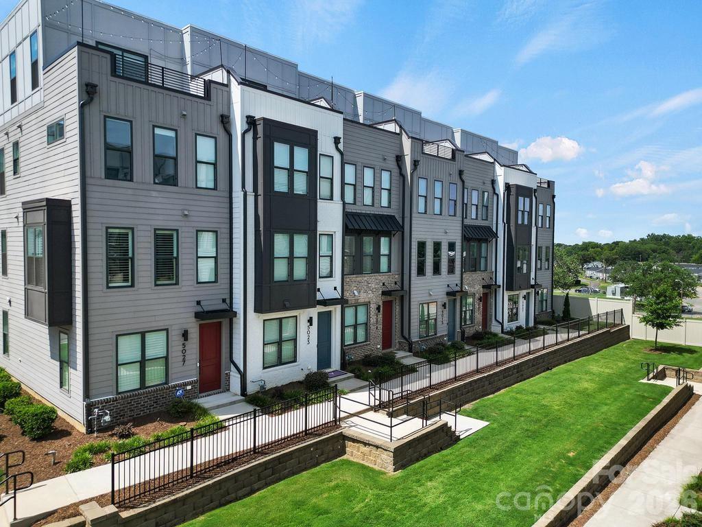 Tremont Station - Residential